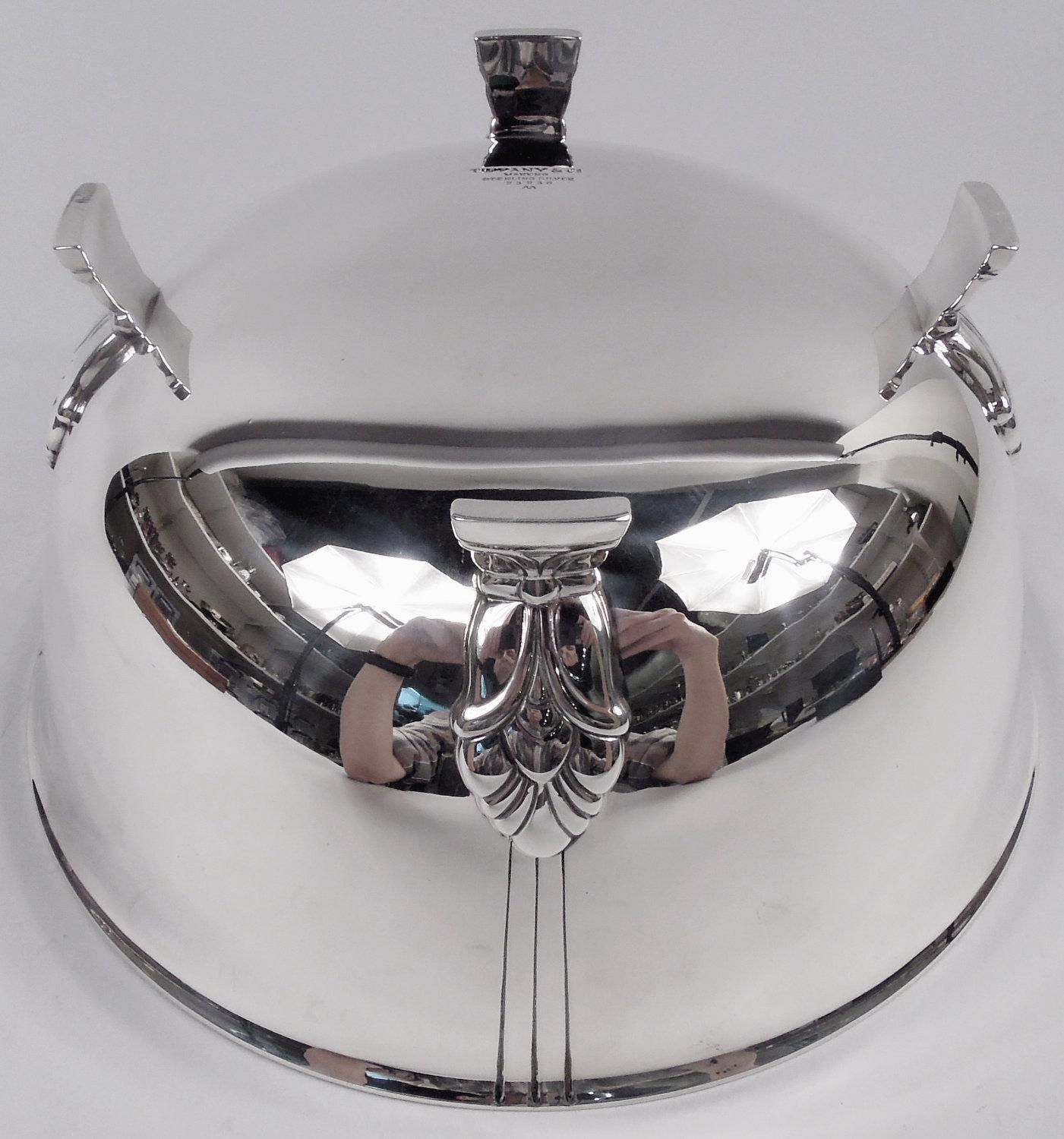 Tiffany Midcentury Modern Bowl in Classic Palmette Pattern In Good Condition For Sale In New York, NY