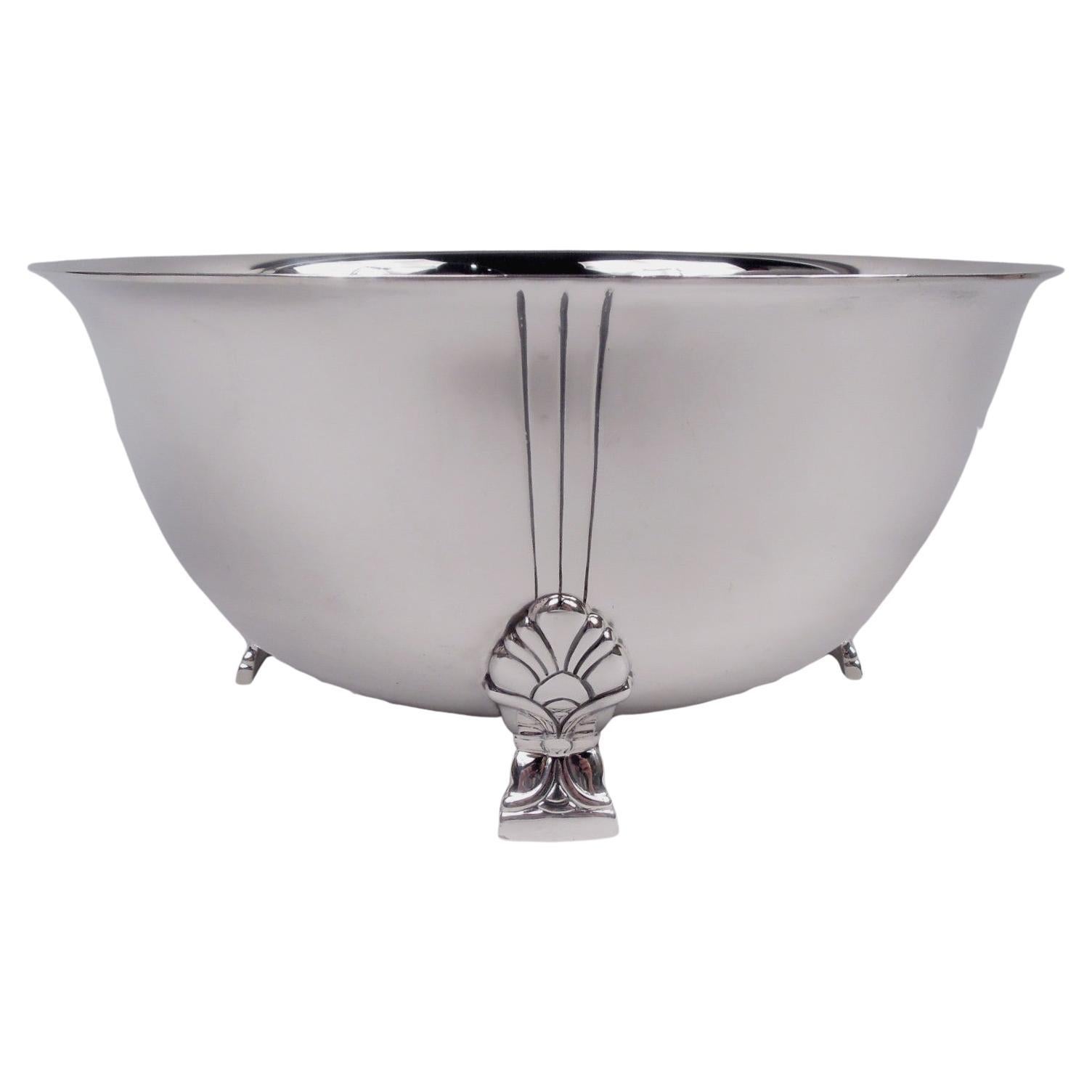 Tiffany Midcentury Modern Bowl in Classic Palmette Pattern For Sale