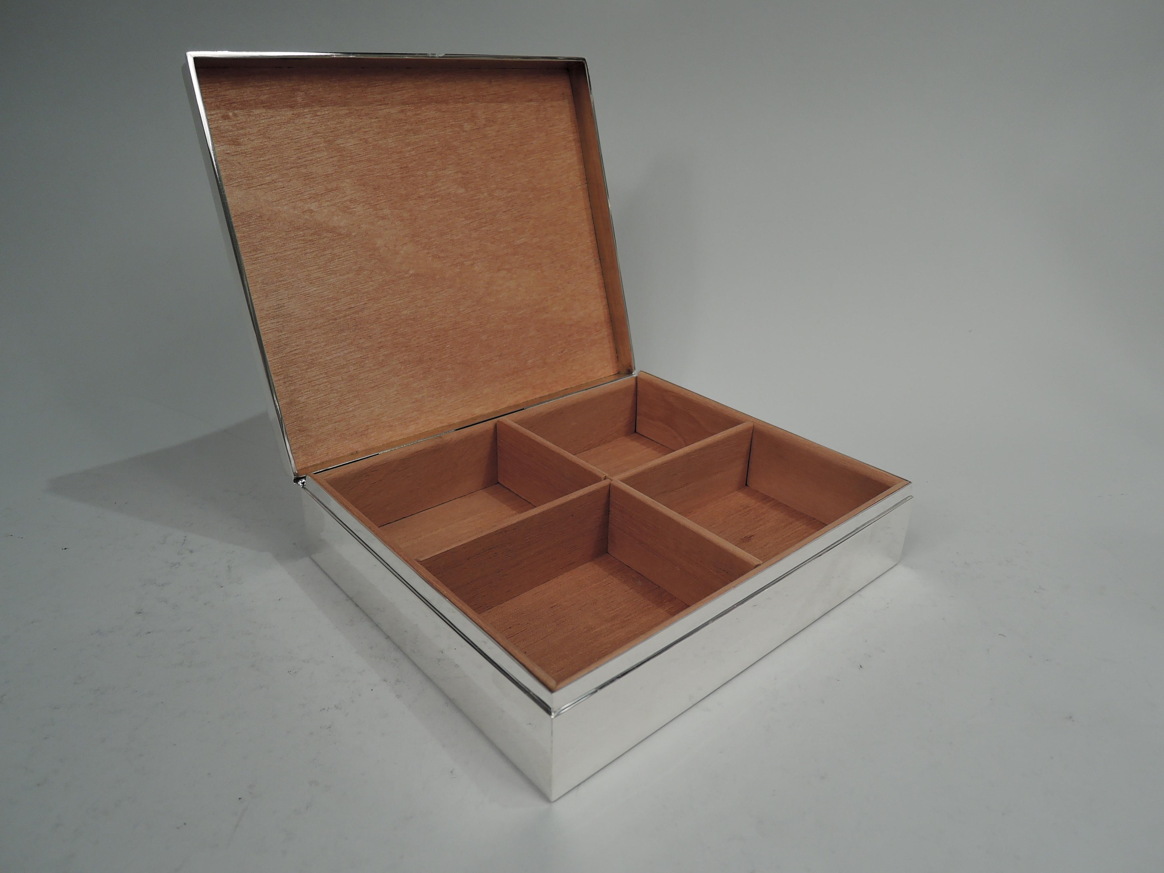 Tiffany Midcentury Modern Sterling Silver Box (Moderne der Mitte des Jahrhunderts) im Angebot