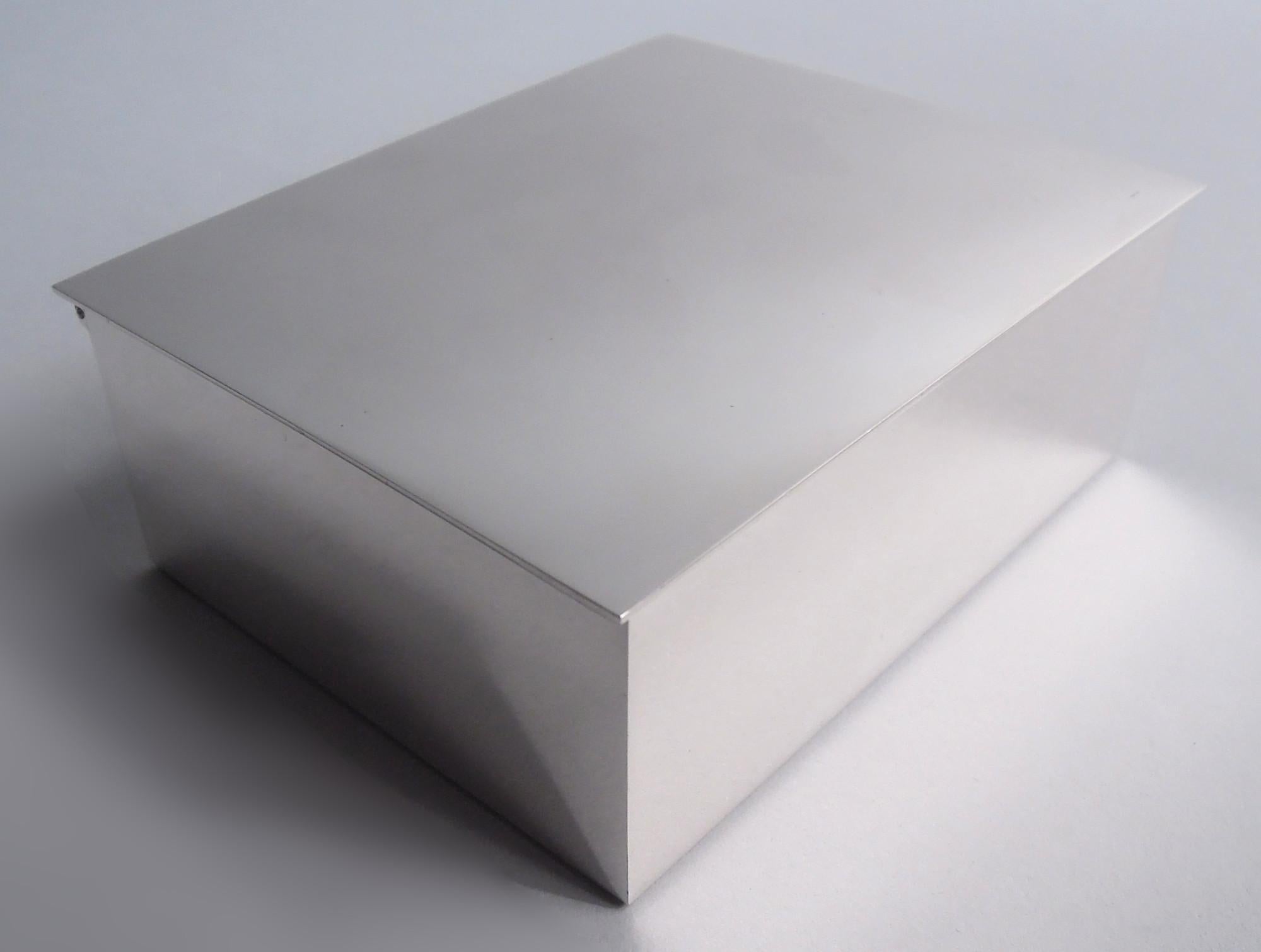 Moderne Boîte en argent sterling de Tiffany Midcentury Modernity en vente