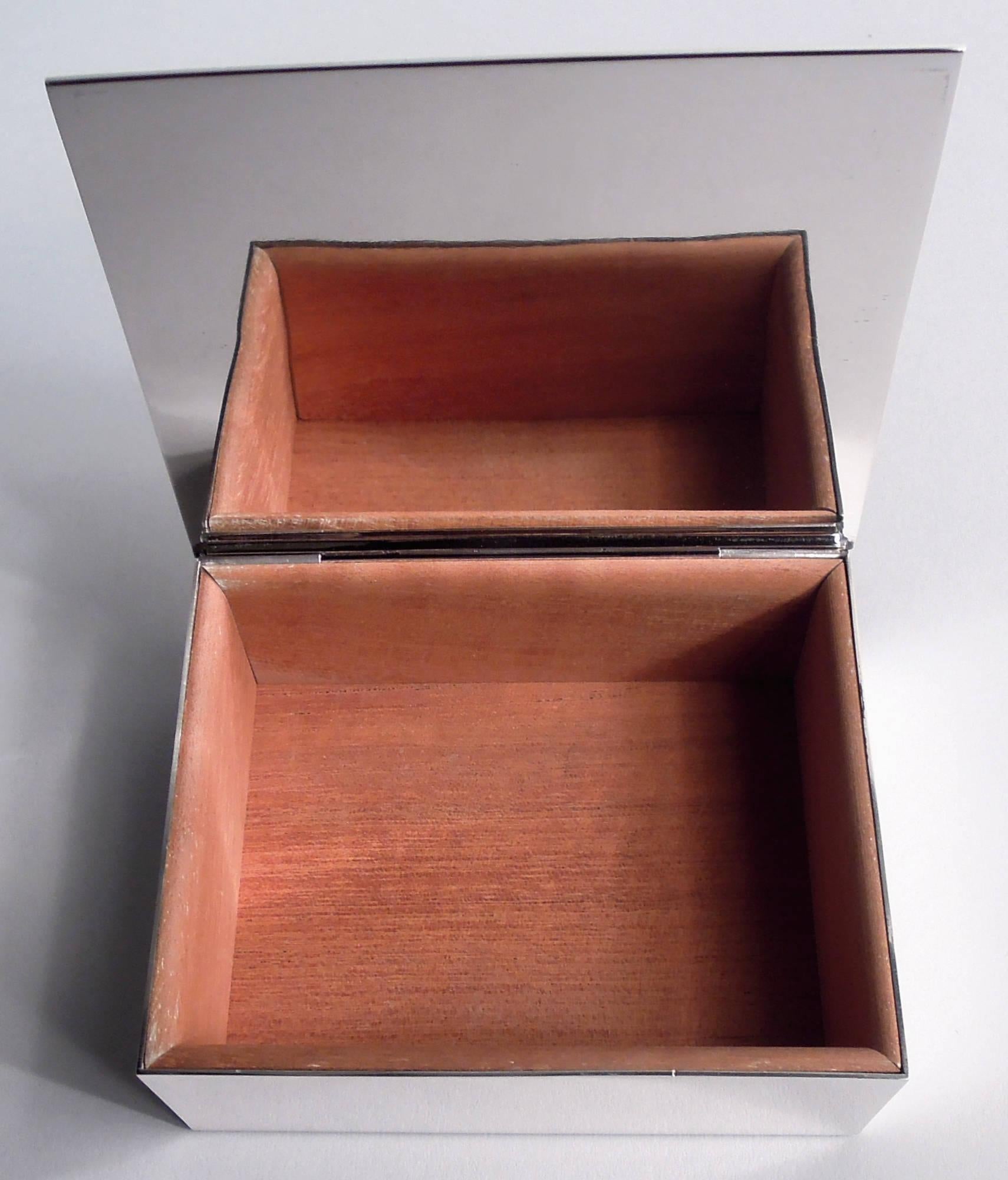 Argent sterling Boîte en argent sterling de Tiffany Midcentury Modernity en vente