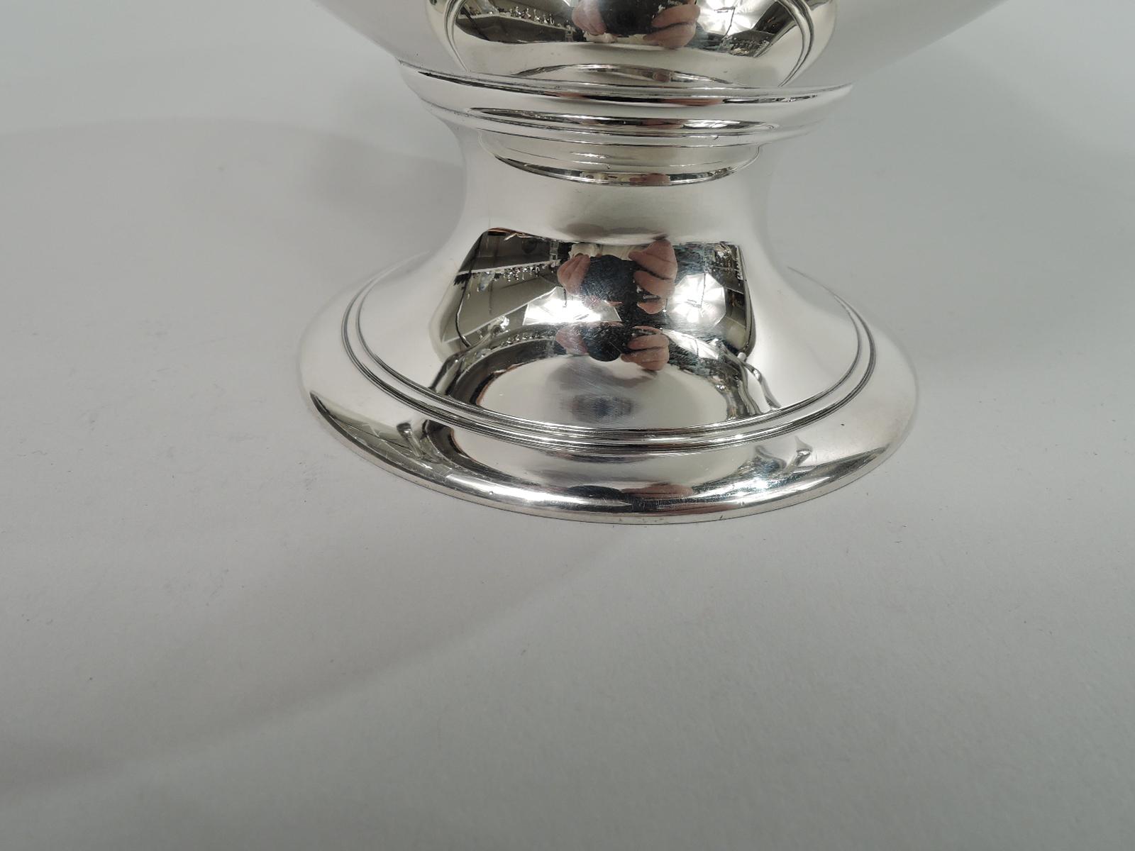 Tiffany Modern Classical Sterling Silver Bowl In Excellent Condition In New York, NY