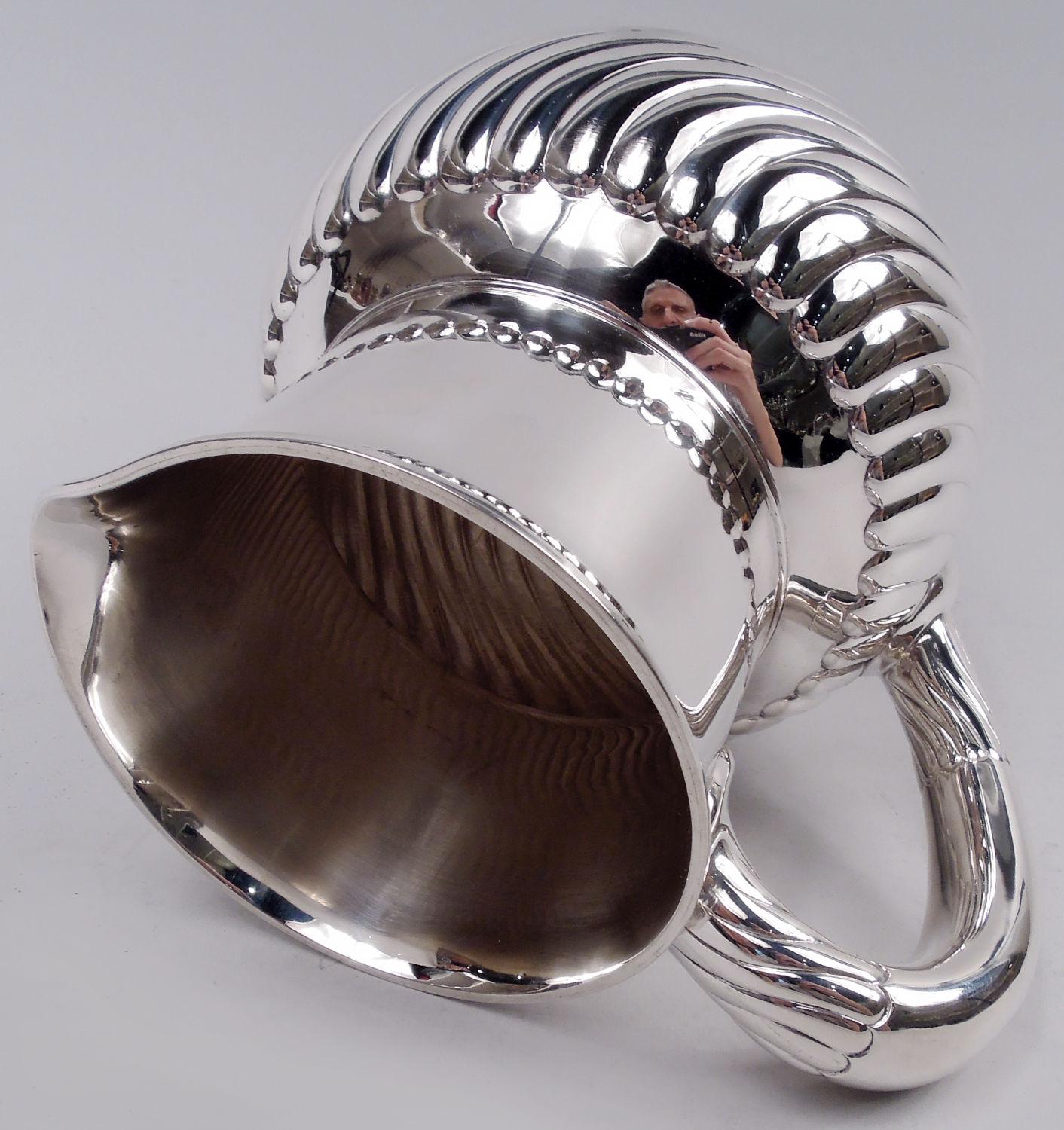 Pichet à eau en argent sterling The Moderns Classic Bon état - En vente à New York, NY