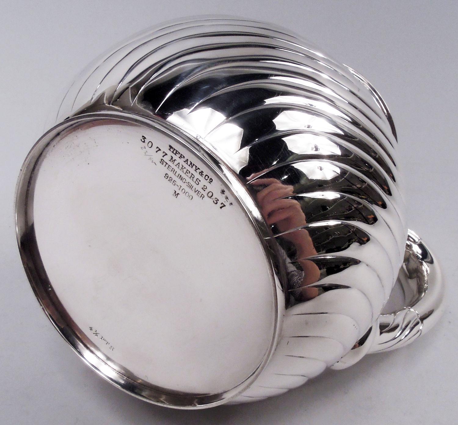 Argent sterling Pichet à eau en argent sterling The Moderns Classic en vente