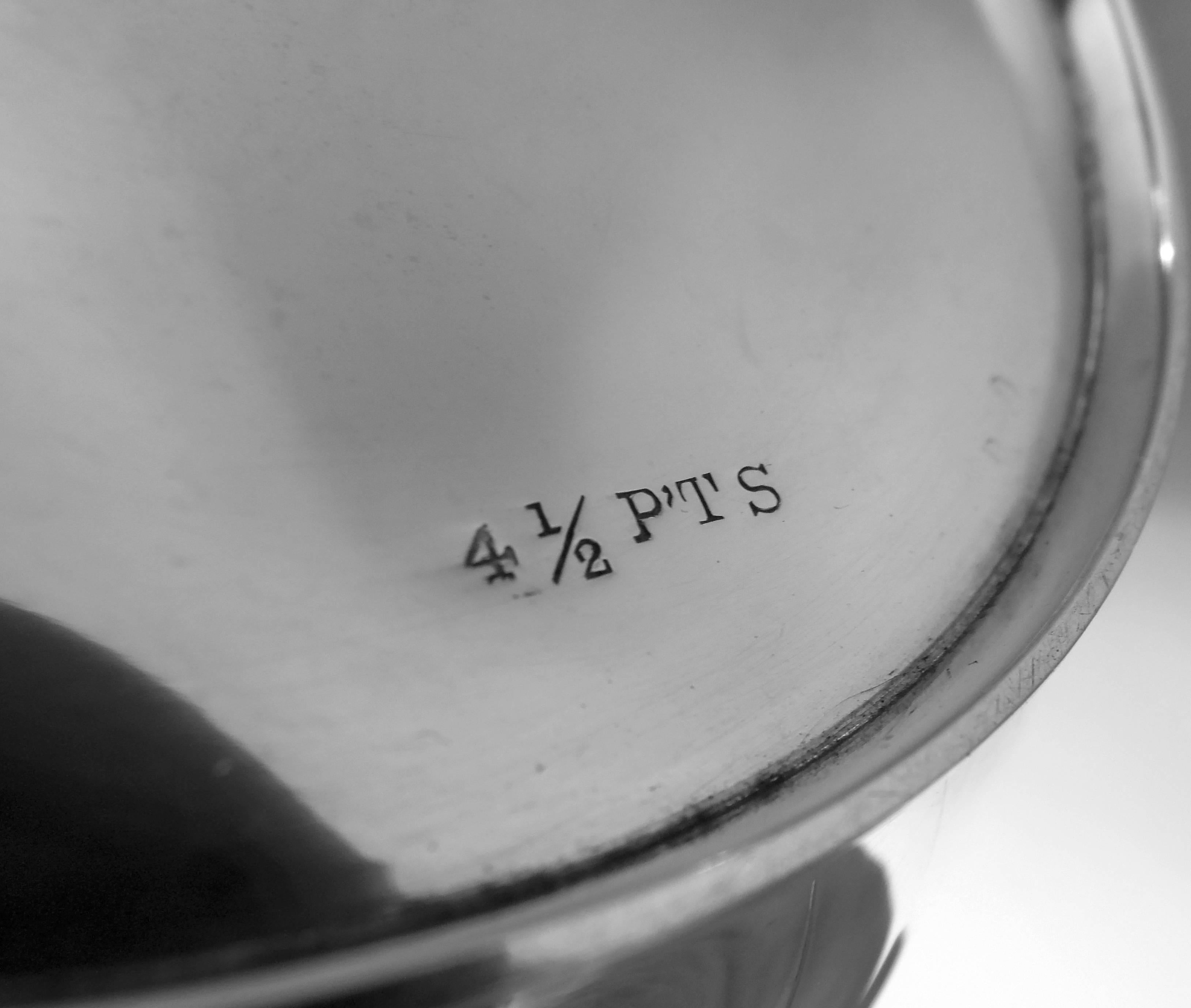 Pichet à eau en argent sterling The Moderns Classic en vente 1