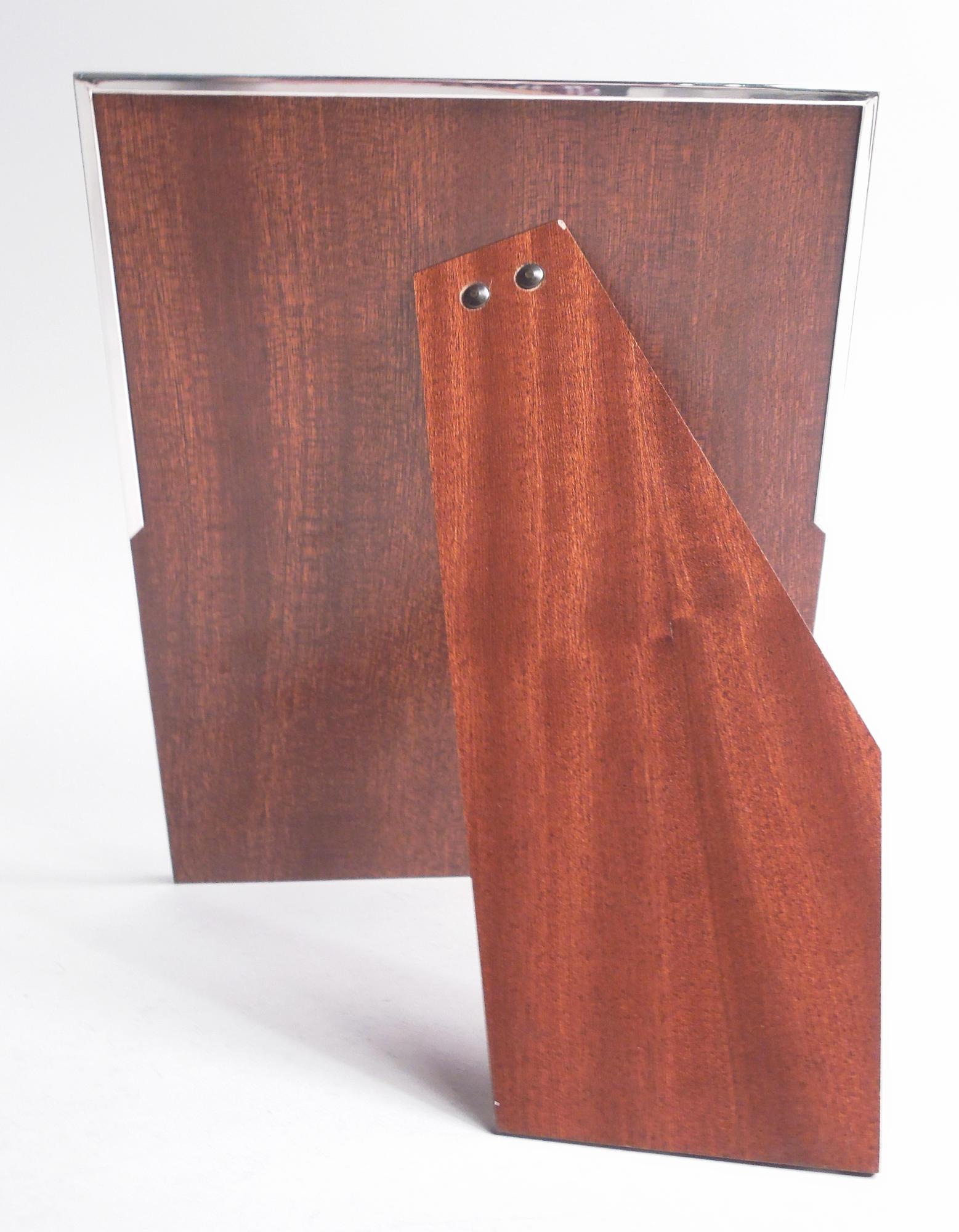 Moderner Tiffany-Rahmen für Hoch- oder Querformatbilder im Zustand „Gut“ im Angebot in New York, NY