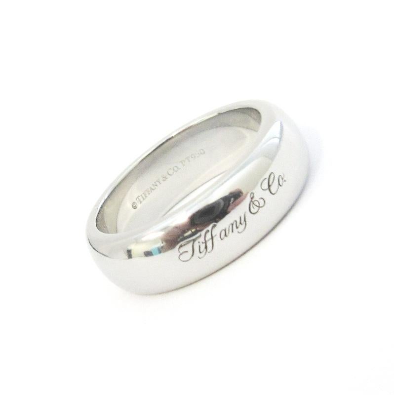 TIFFANY Notes Platinum 6mm Lucida Wedding Band Ring 6 

Metal: Platinum
Size: 6
Band Width: 6mm
Weight: 13.30 grams
Hallmark: ©TIFFANY&Co. PT950
Condition: Excellent condition, like new


Limited edition, no longer available for sale in Tiffany