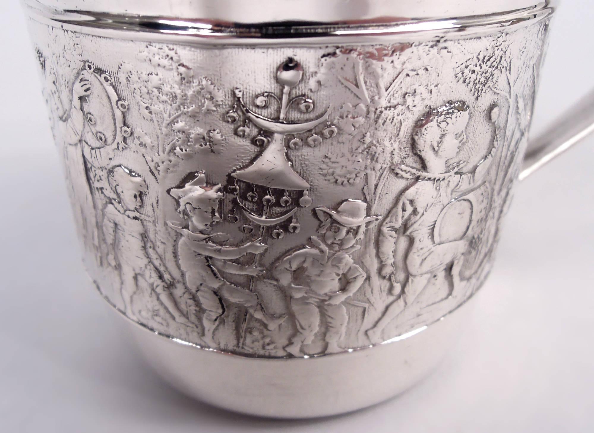 Tazza da parata per bambini Tiffany Old Fashioned in argento sterling in vendita 1