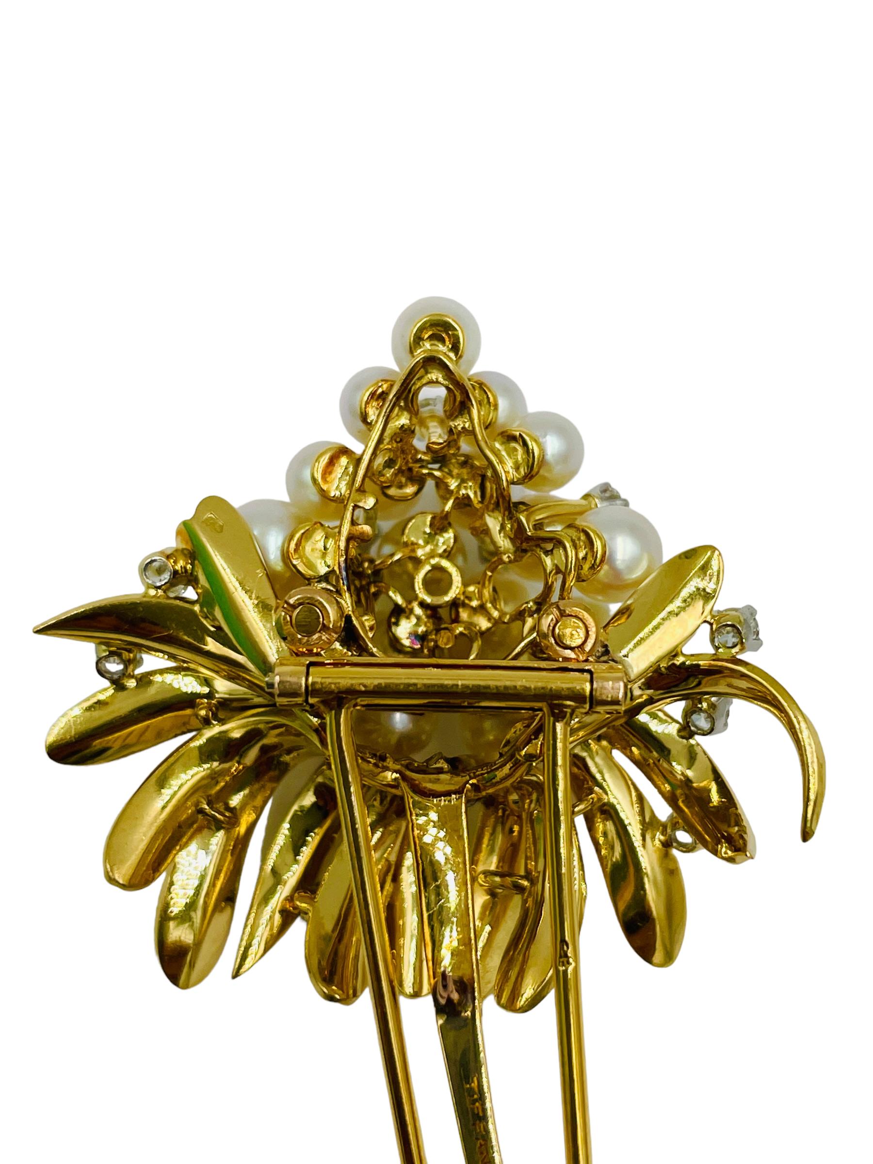 Tiffany Pearl Diamond Yellow Gold Brooch  For Sale 1