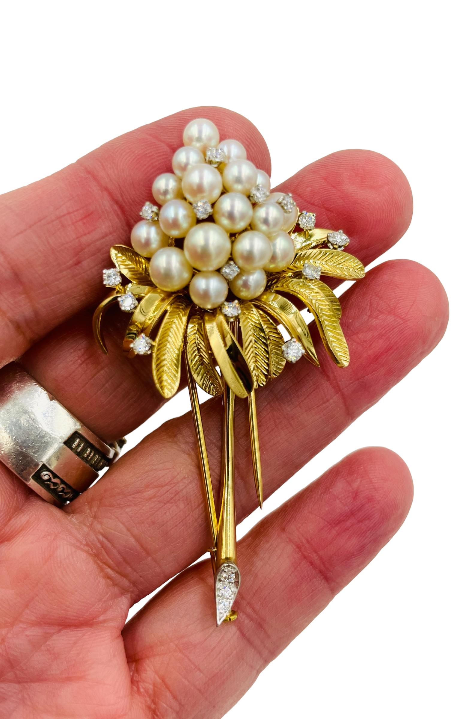 Tiffany Broche en or jaune avec perles et diamants  Bon état - En vente à Los Angeles, CA