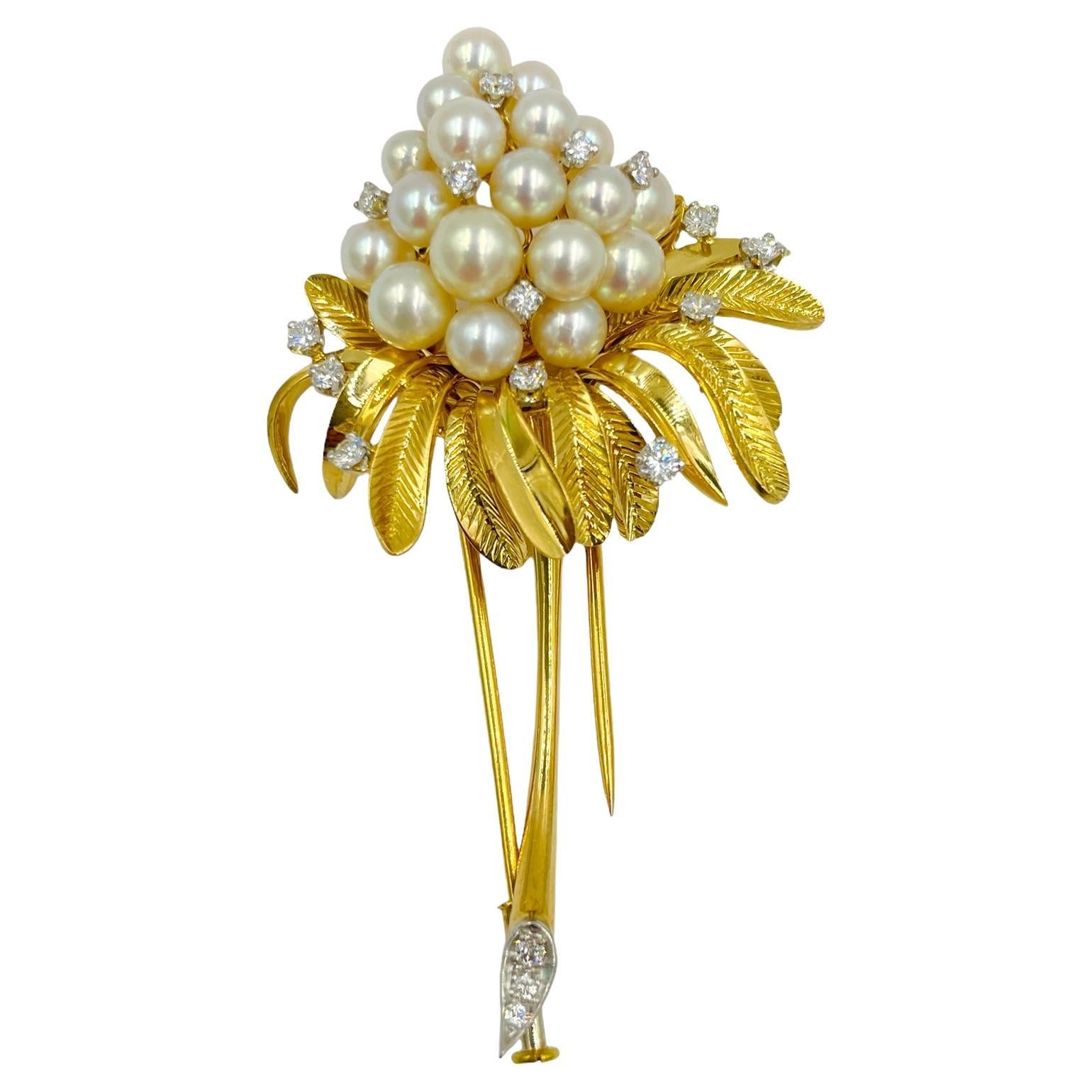 Gelbgoldbrosche mit Perlen und Diamanten von Tiffany 