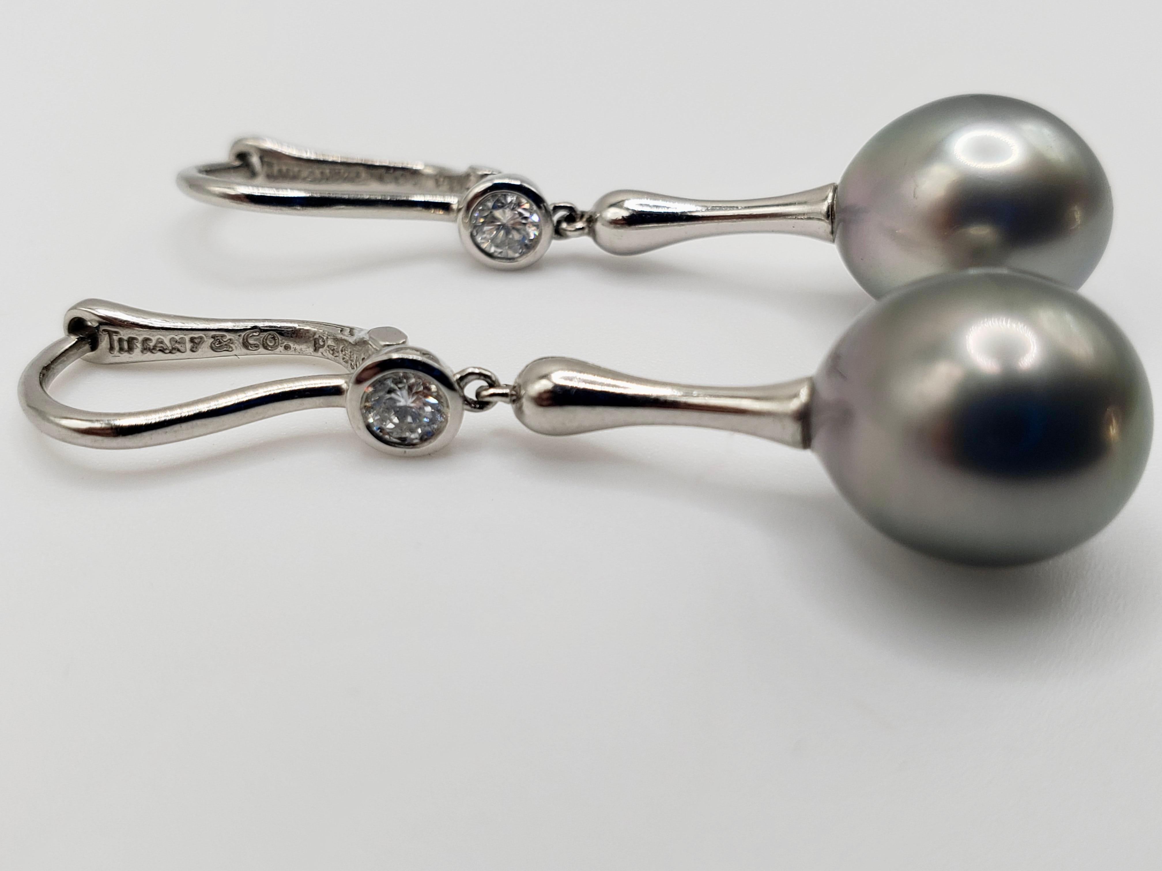 Tiffany Platinum Diamond Pearl Dangle Earrings In New Condition For Sale In Westport, CT