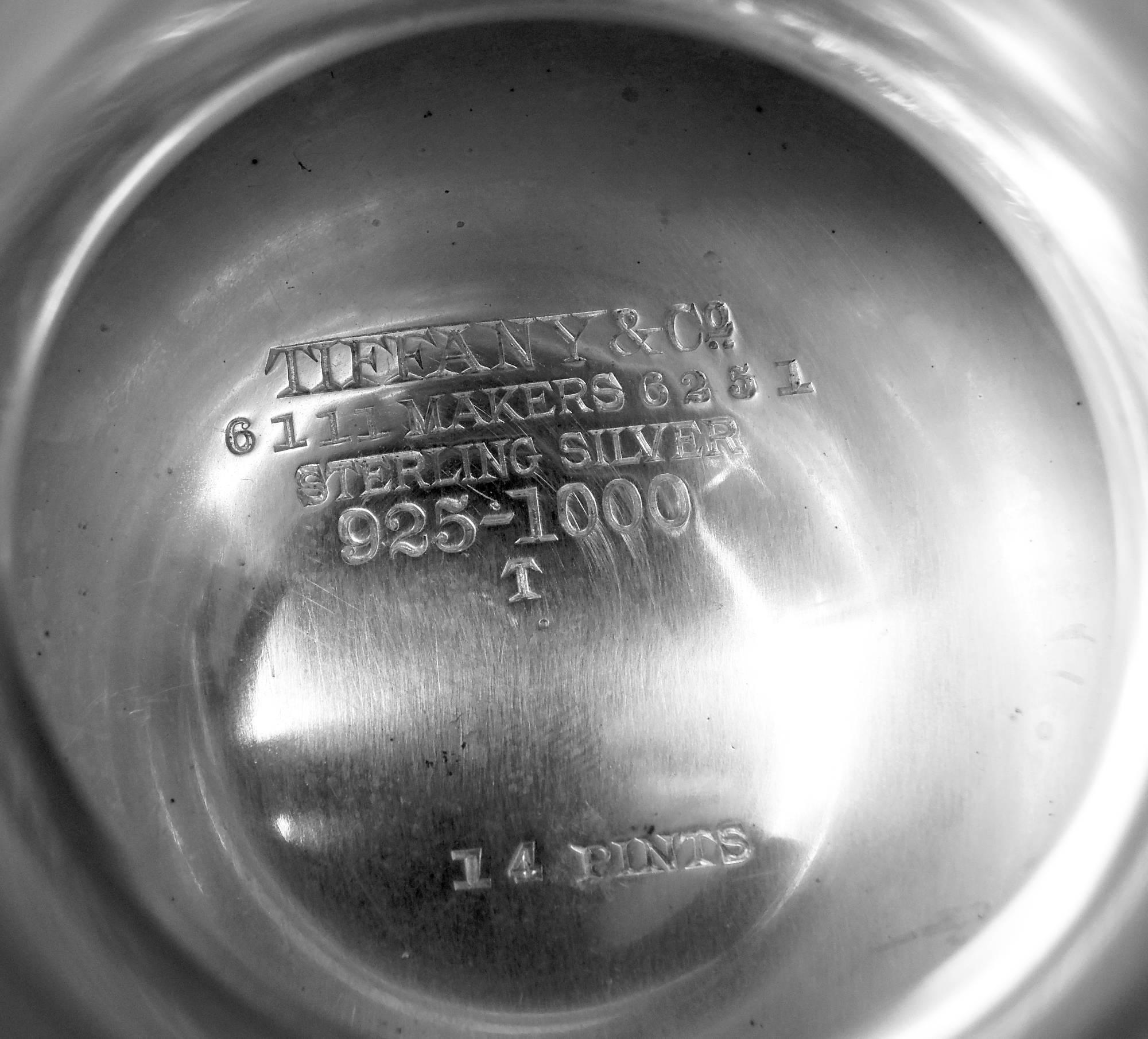 Bol à punch et louche Tiffany à motif olympien historique des Beaux-Arts en vente 5