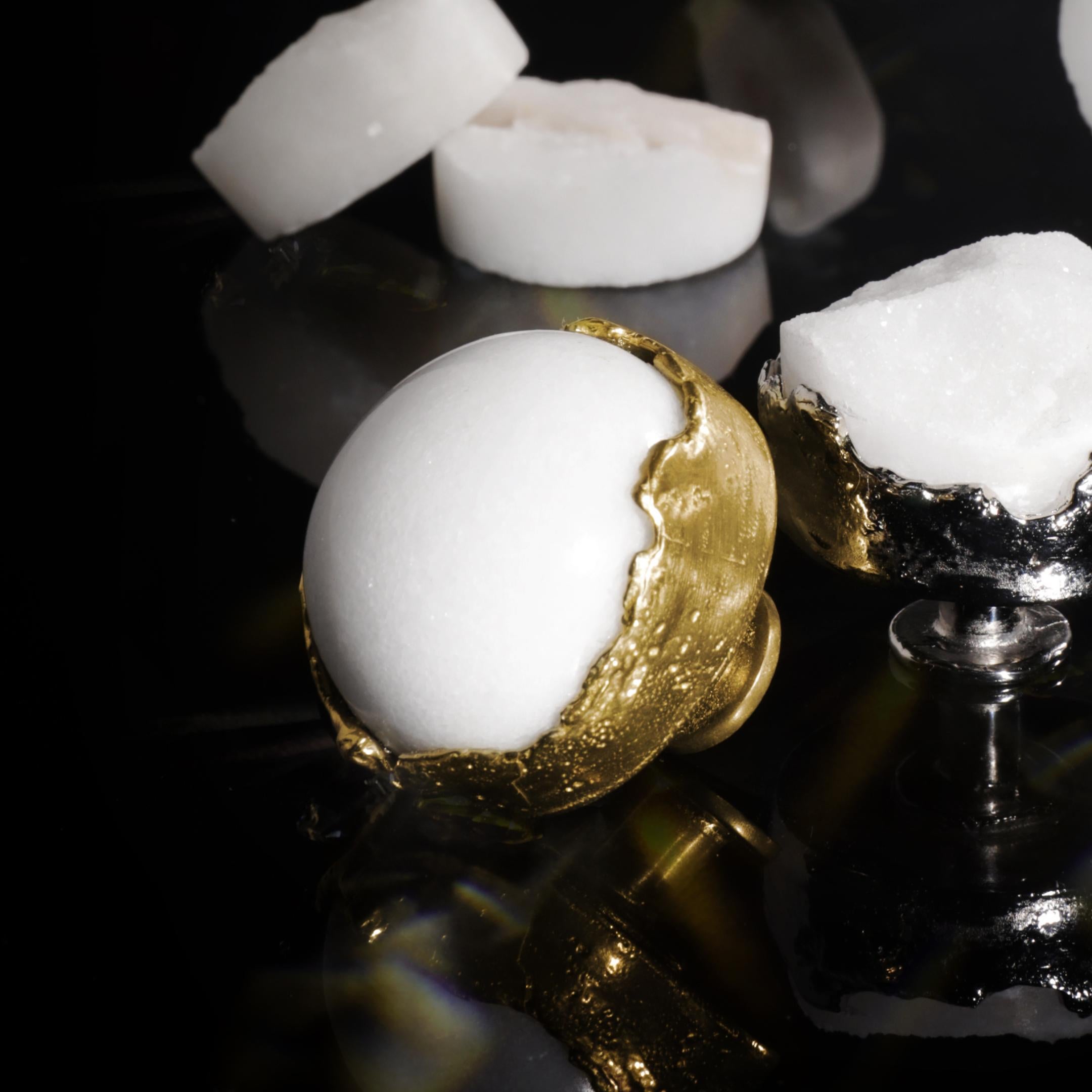 Contemporary Tiffany Quartz For Sale