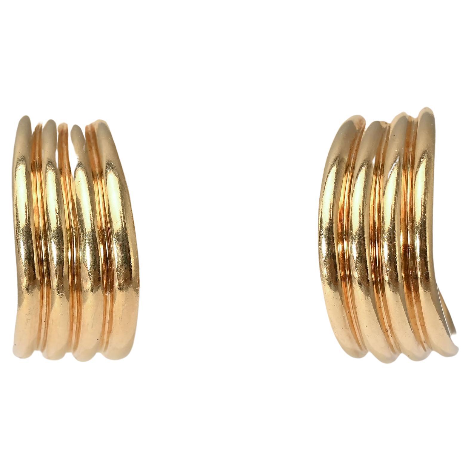 Tiffany Ribbed Gold Hoop Earrings For Sale