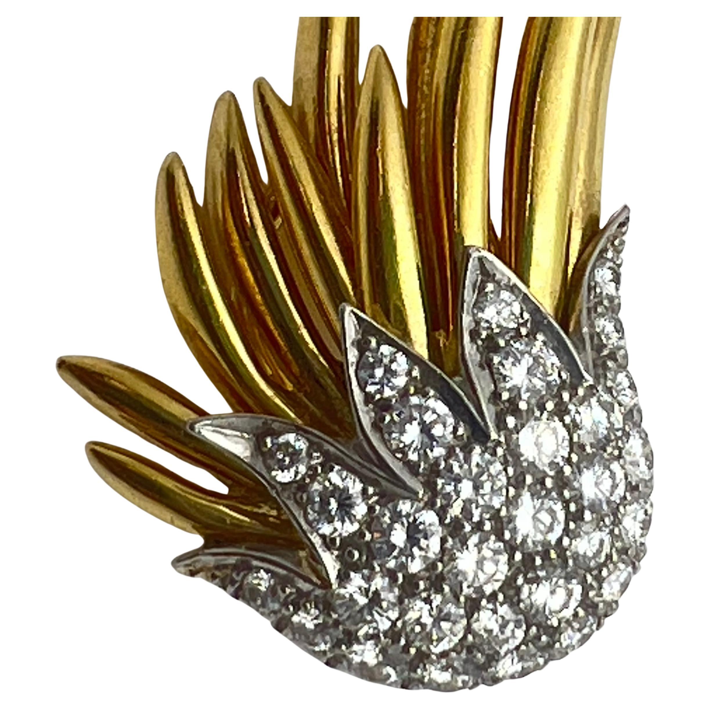 Tiffany Schlumberger, boucles d'oreilles flamme en or 18 carats, platine et diamants Excellent état - En vente à Palm Beach, FL