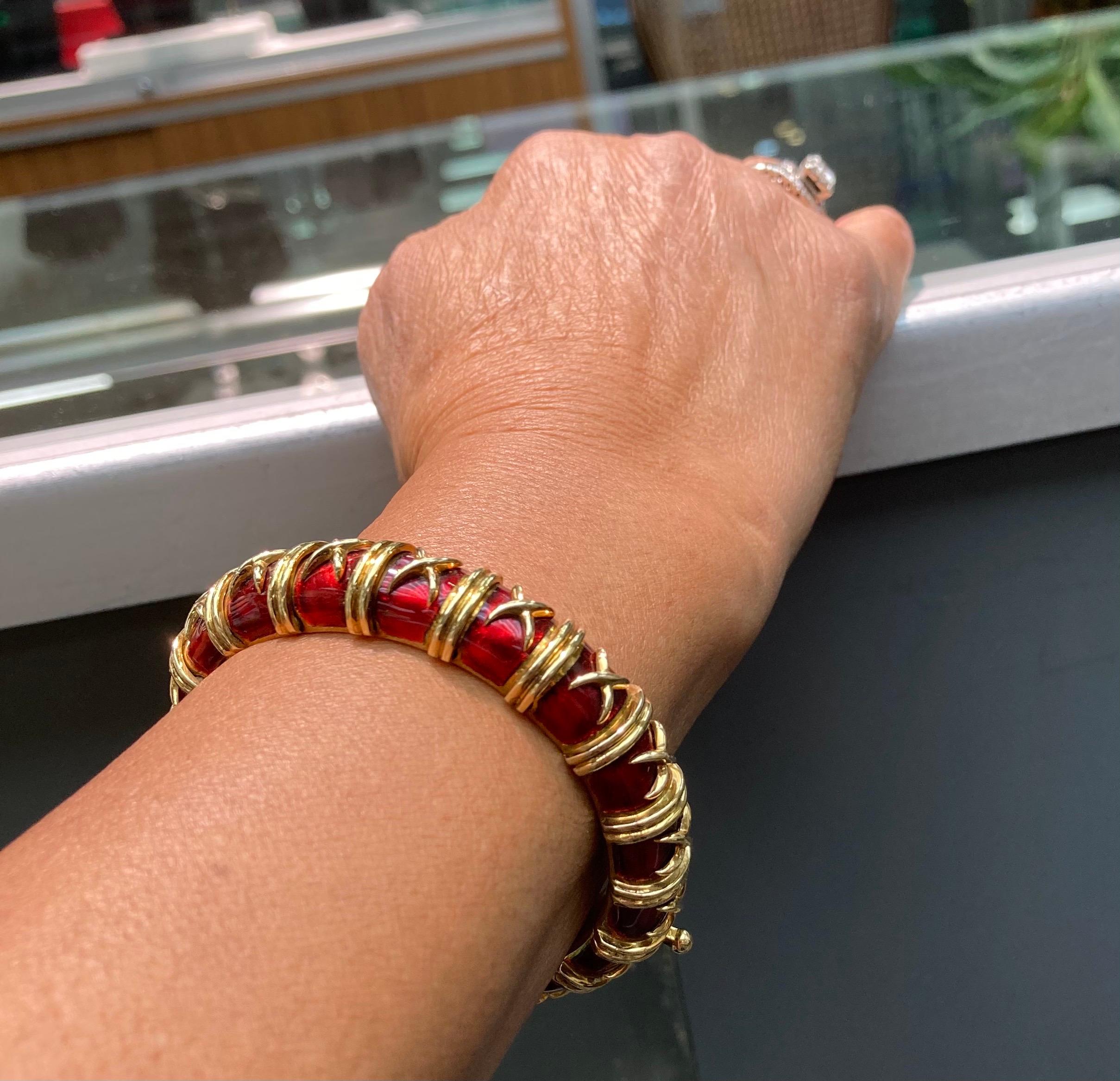 Tiffany Schlumberger Croisillon Red Enamel Gold Bangle Bracelet For Small Wrist In Good Condition In Los Angeles, CA
