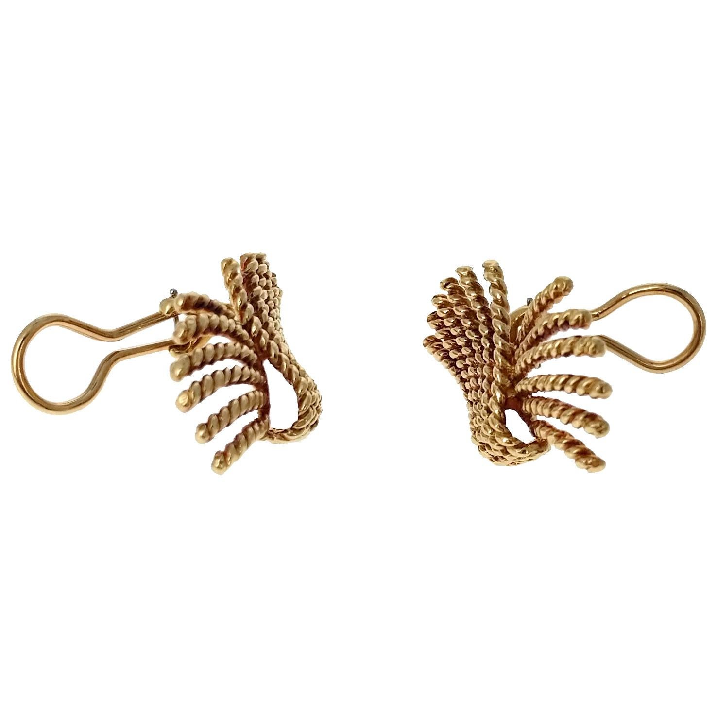 Jean Schlumberger for Tiffany & Co., V Rope Earrings In Excellent Condition In New York, NY