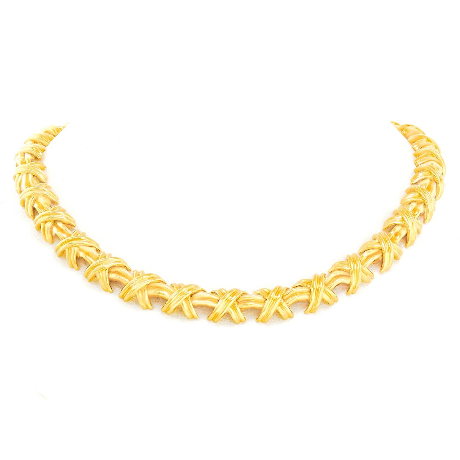 Collier Tiffany Signature X Excellent état - En vente à Litchfield, CT