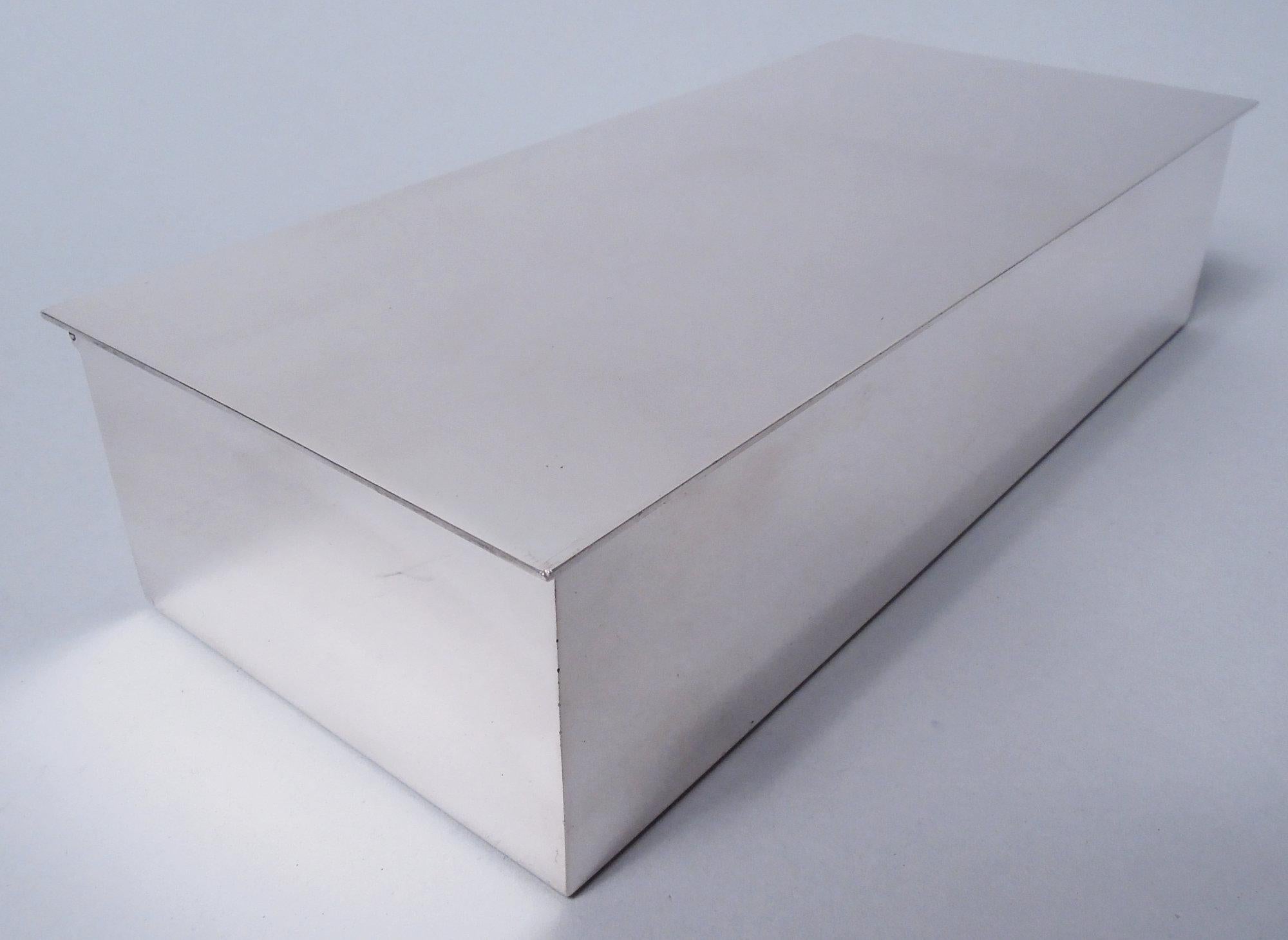 Tiffany Smart & Modern American Sterling Silver Desk Box In Good Condition For Sale In New York, NY