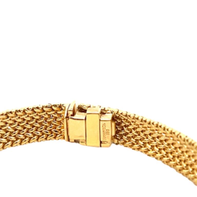 Bracelet en maille Tiffany & Co Somerset.  Ce bracelet est une marque déposée de Tiffany & Co.  Le bracelet mesure 10 mm de large et pèse 38 grammes.  La longueur est de 8 pouces et comporte un fermoir à boîte caché avec un fermoir de sécurité