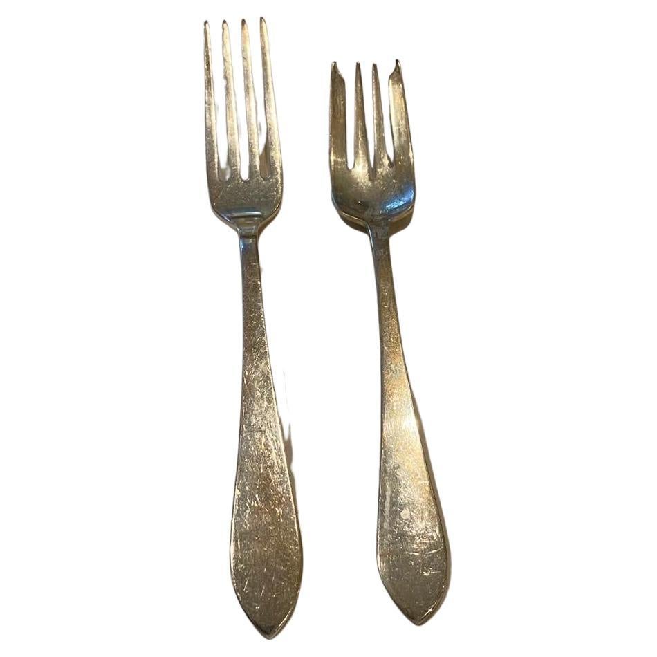 Tiffany Sterling Silver 79-Piece Flatware Set in Faneuil Pattern Art Deco For Sale 2