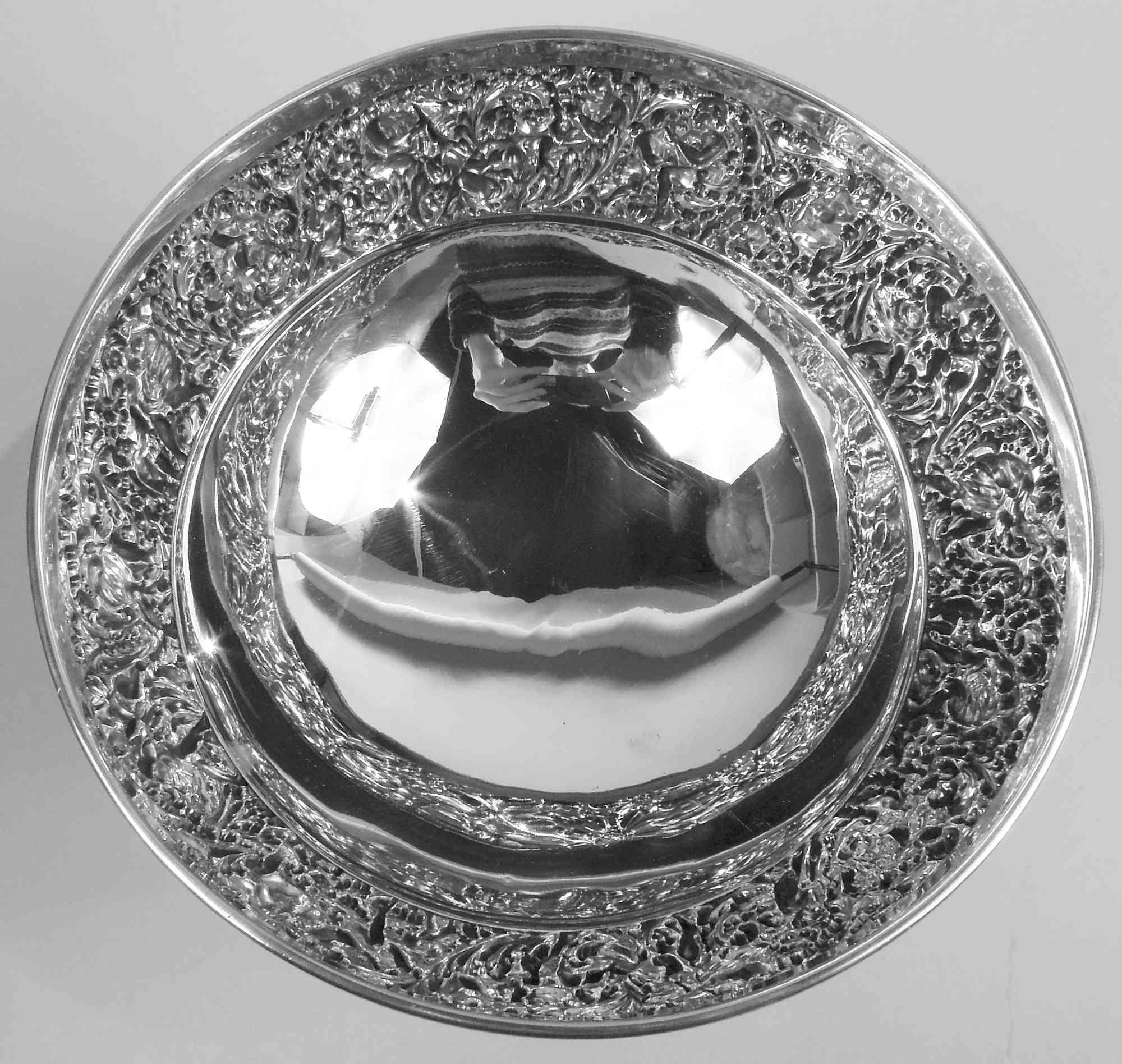 American Tiffany Sterling Silver Centerpiece Bowl in Beaux Arts Olympian For Sale