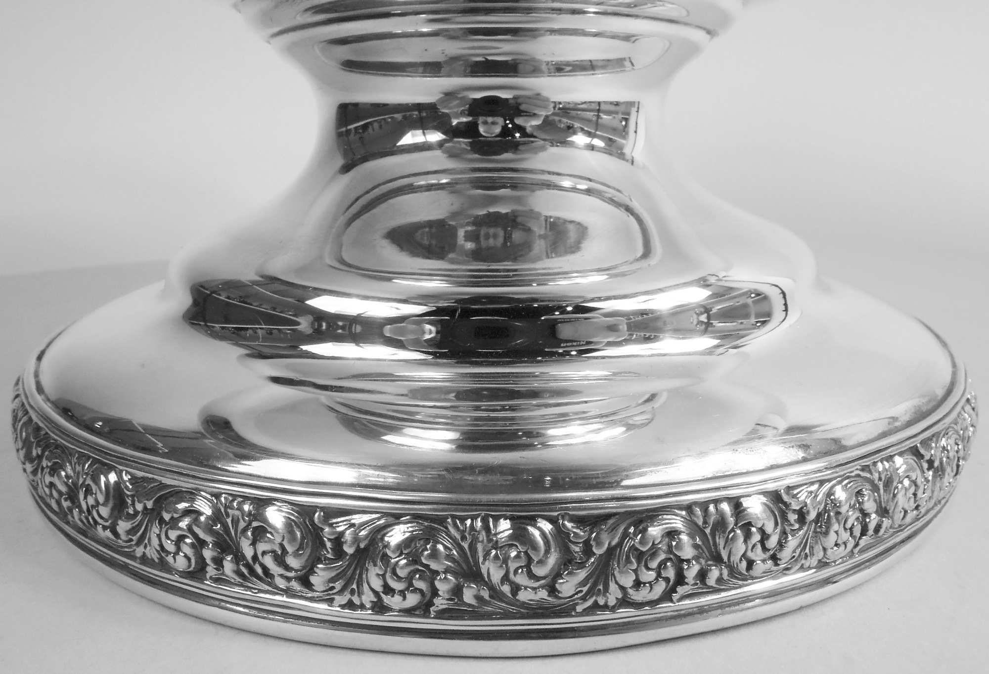 Tiffany Sterling Silver Centerpiece Bowl in Beaux Arts Olympian For Sale 2