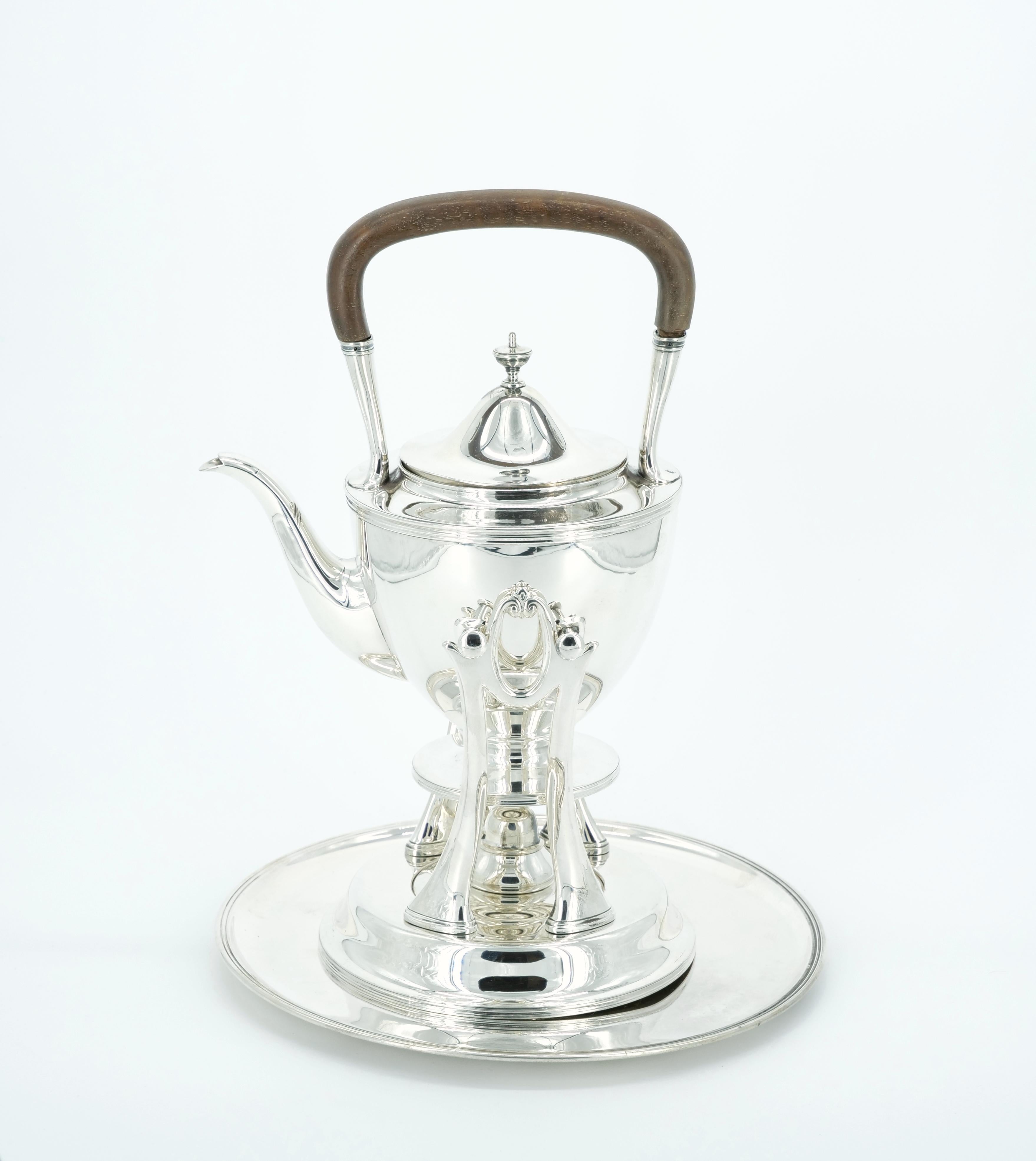 Tiffany Sterling Silver Classical Style Four Piece Tea / Coffee Service In Good Condition For Sale In Tarry Town, NY