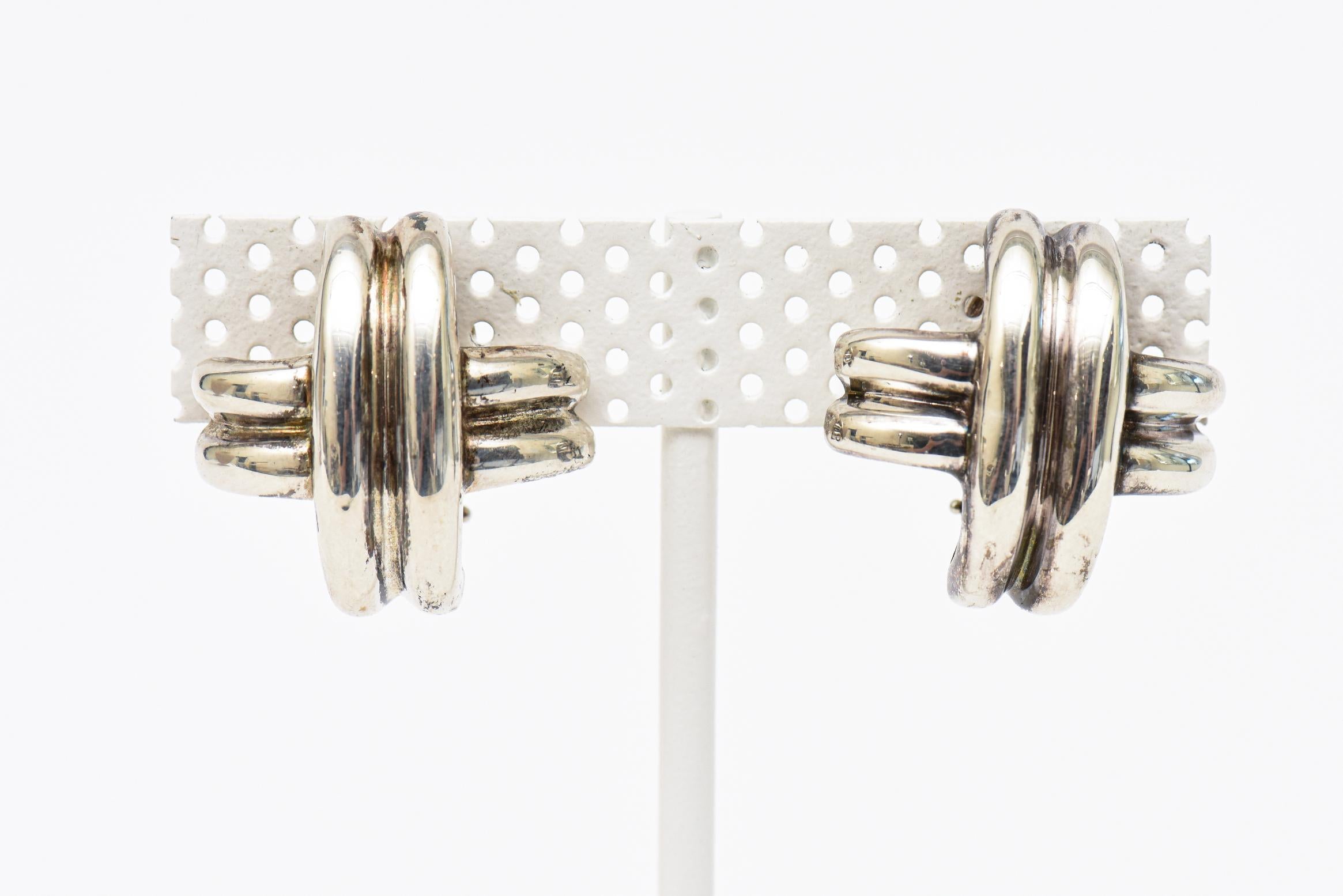 Tiffany Sterling Silber Criss Cross Lever Back Ohrringe (Moderne) im Angebot
