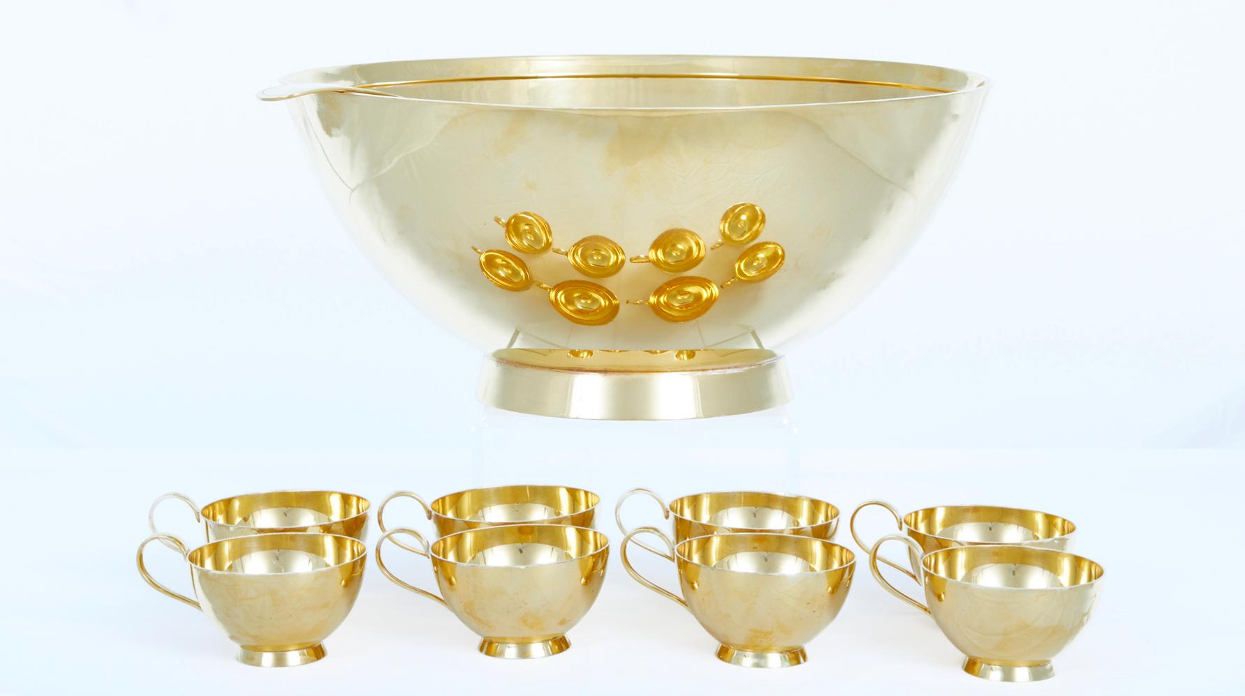 Tiffany & Co. Sterling Silver / Gilt Punch Bowl Service / 8 People For Sale 9