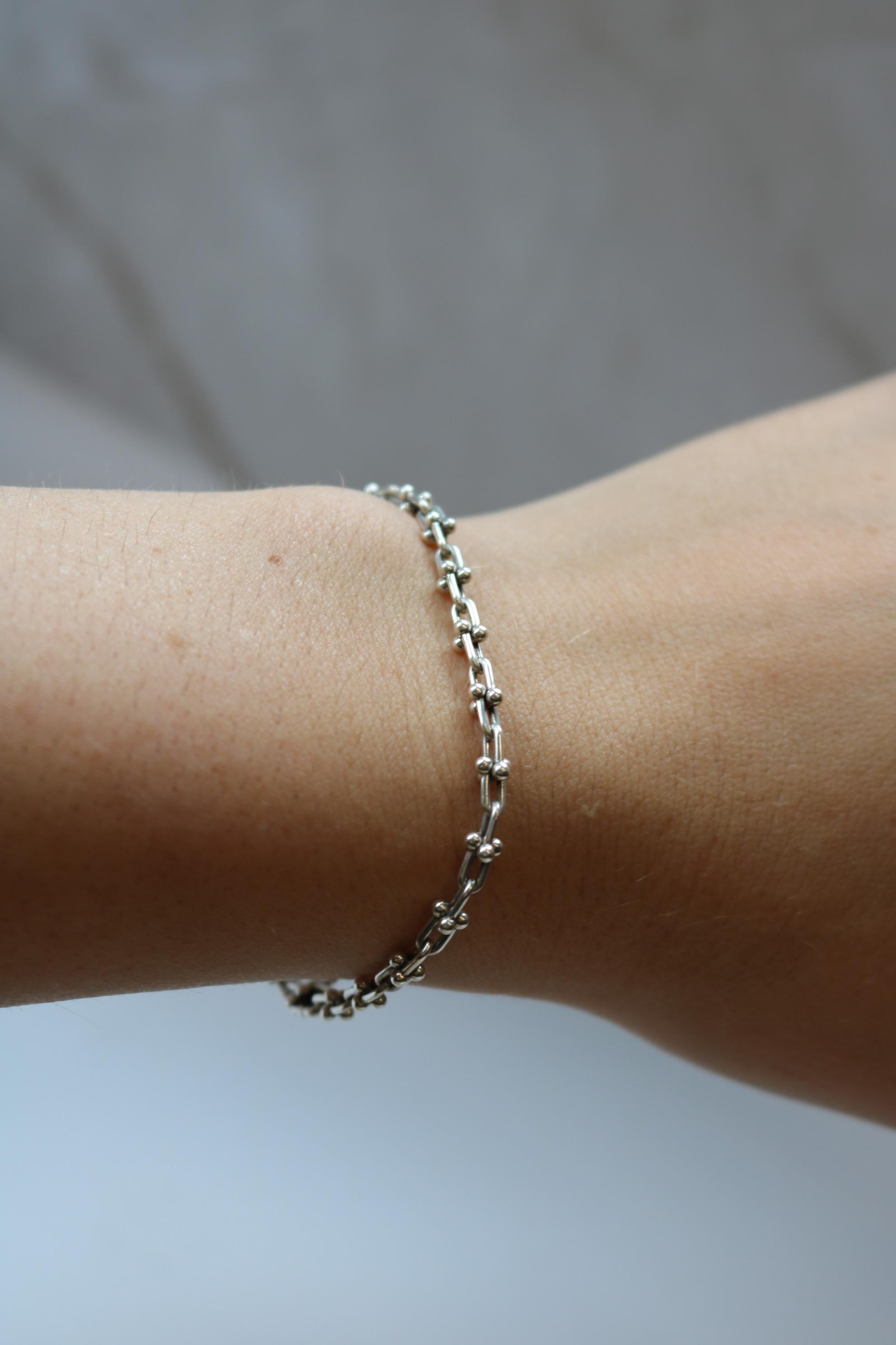 Tiffany A. Silver Bracciale Micro Link in argento massiccio lungo 7 pollici in vendita 5