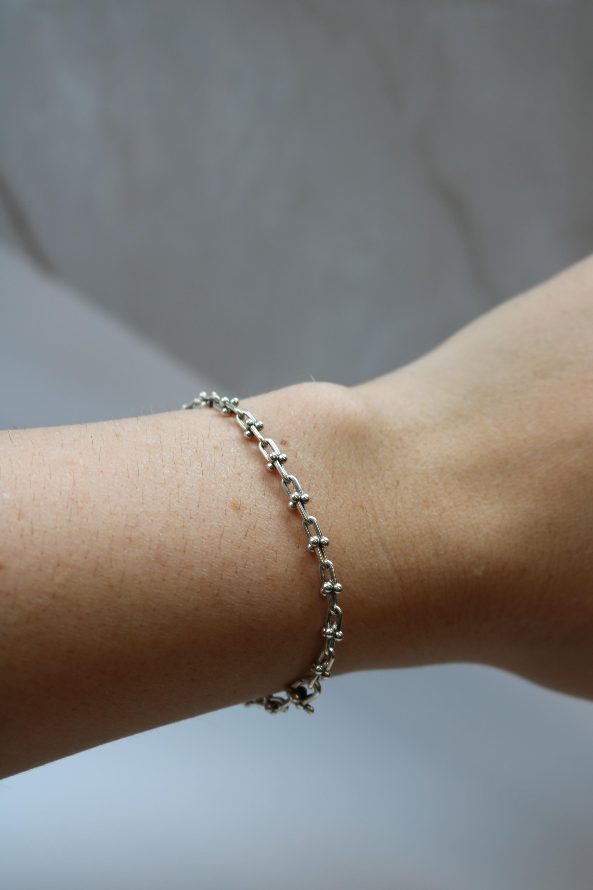 Tiffany A. Silver Bracciale Micro Link in argento massiccio lungo 7 pollici in vendita 6