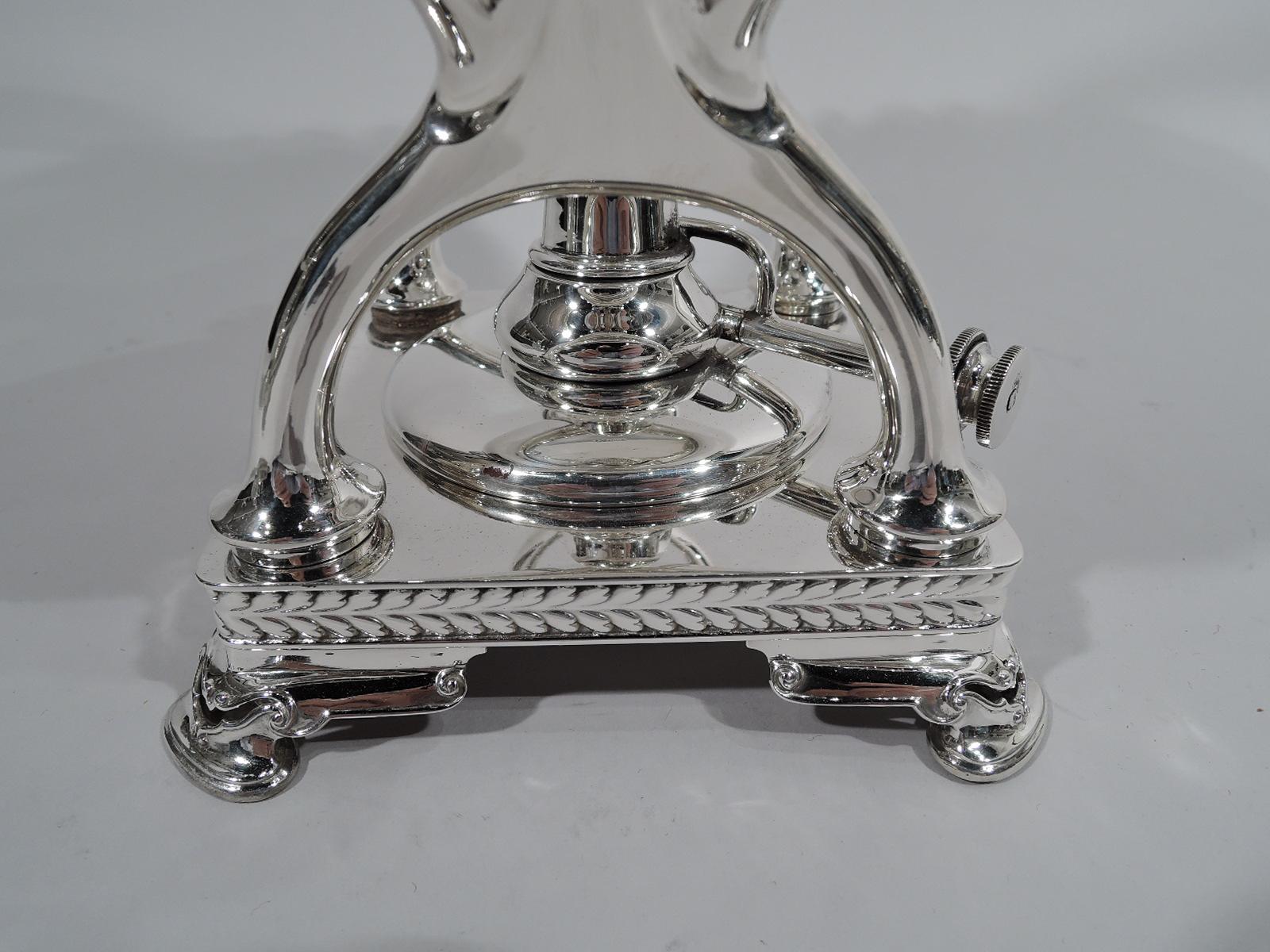 Tiffany Sterling Silver Kettle on Stand with Bold Wave Edge Motif In Excellent Condition In New York, NY