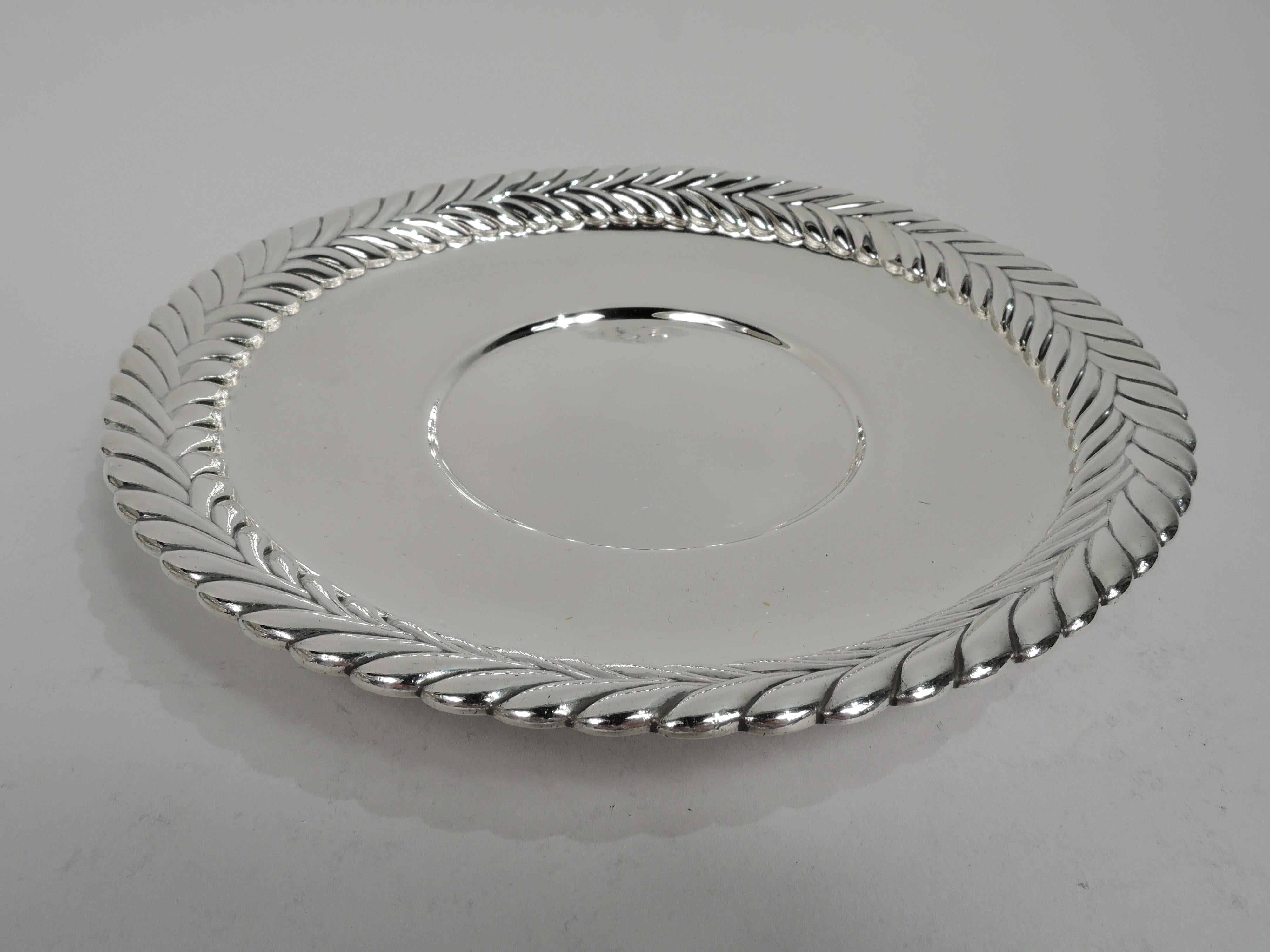 Victorian Tiffany Sterling Silver Sauce Bowl on Stand with Bold Wave Edge For Sale