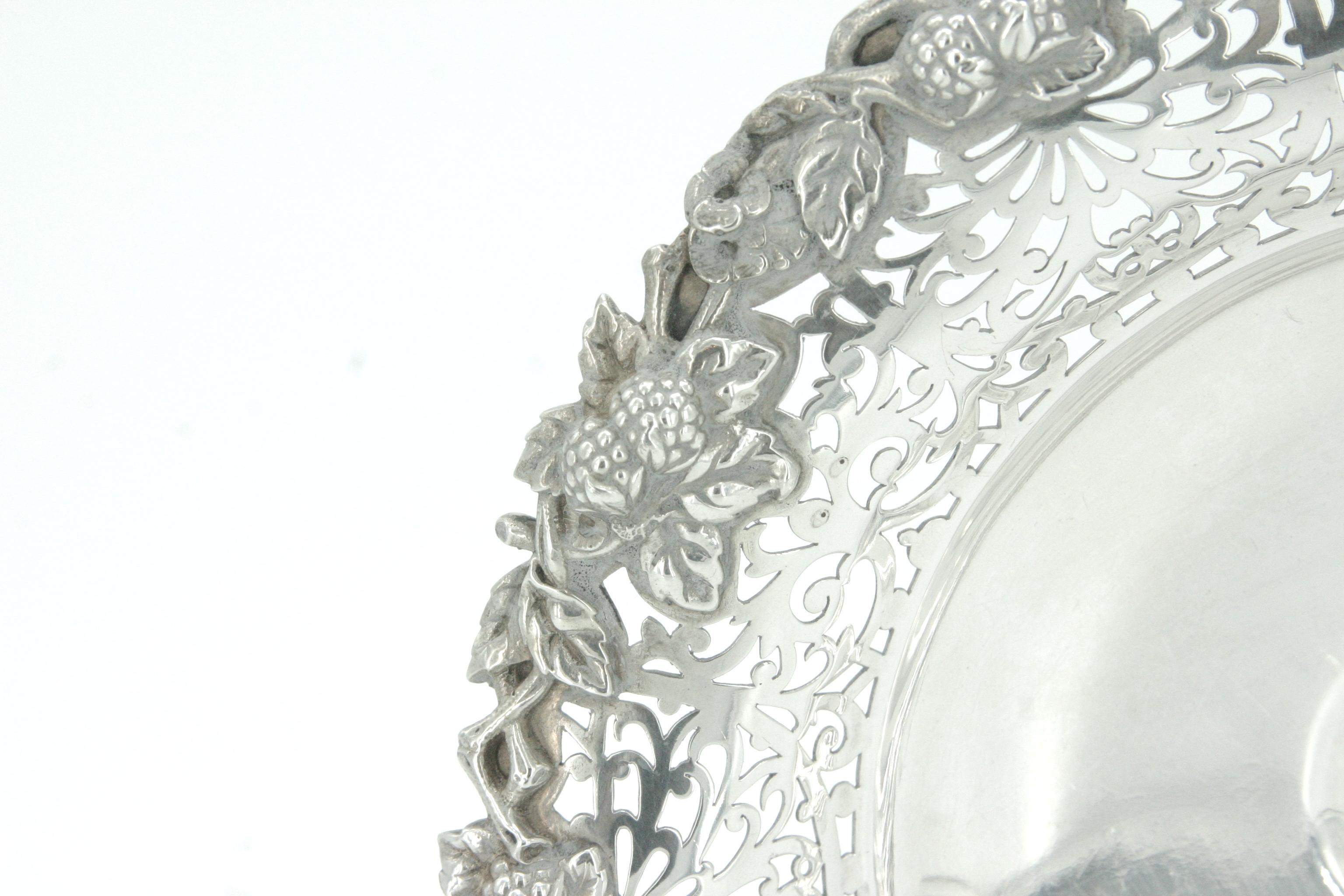 Tiffany Sterling Silver Tableware Serving Piece For Sale 8
