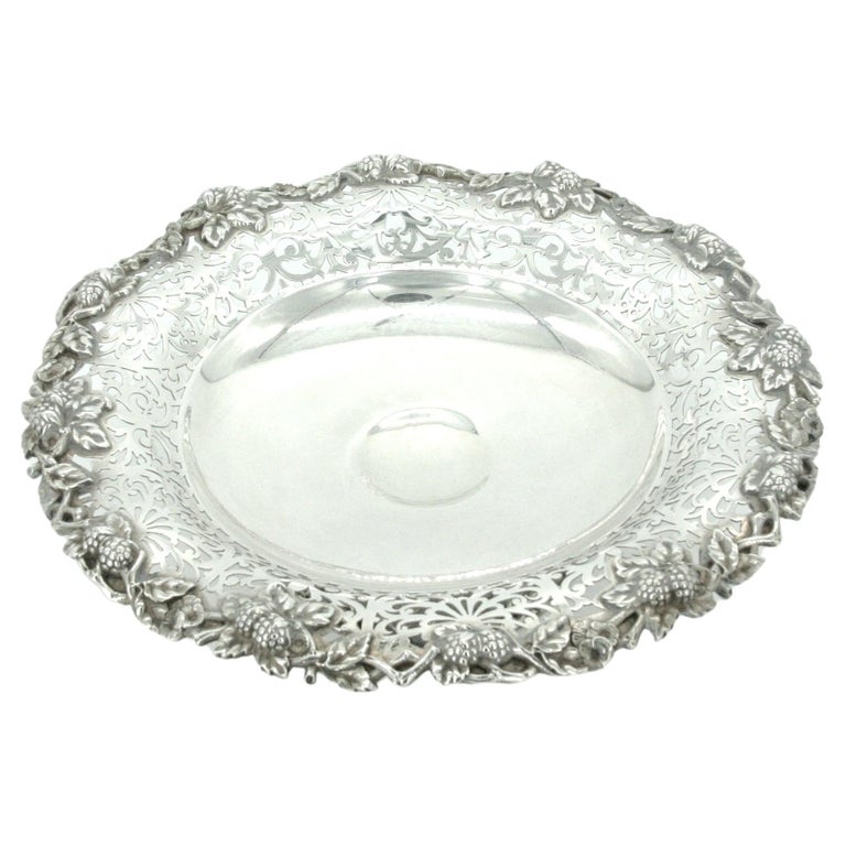 Tiffany Sterling Silver Tableware Serving Piece For Sale at 1stDibs