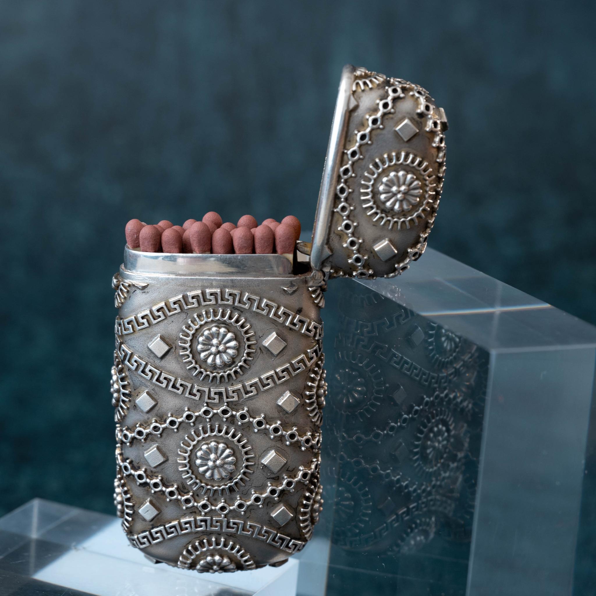 Caja de cerillas Vesta de plata de ley Tiffany, circa 1875 Estadounidense en venta