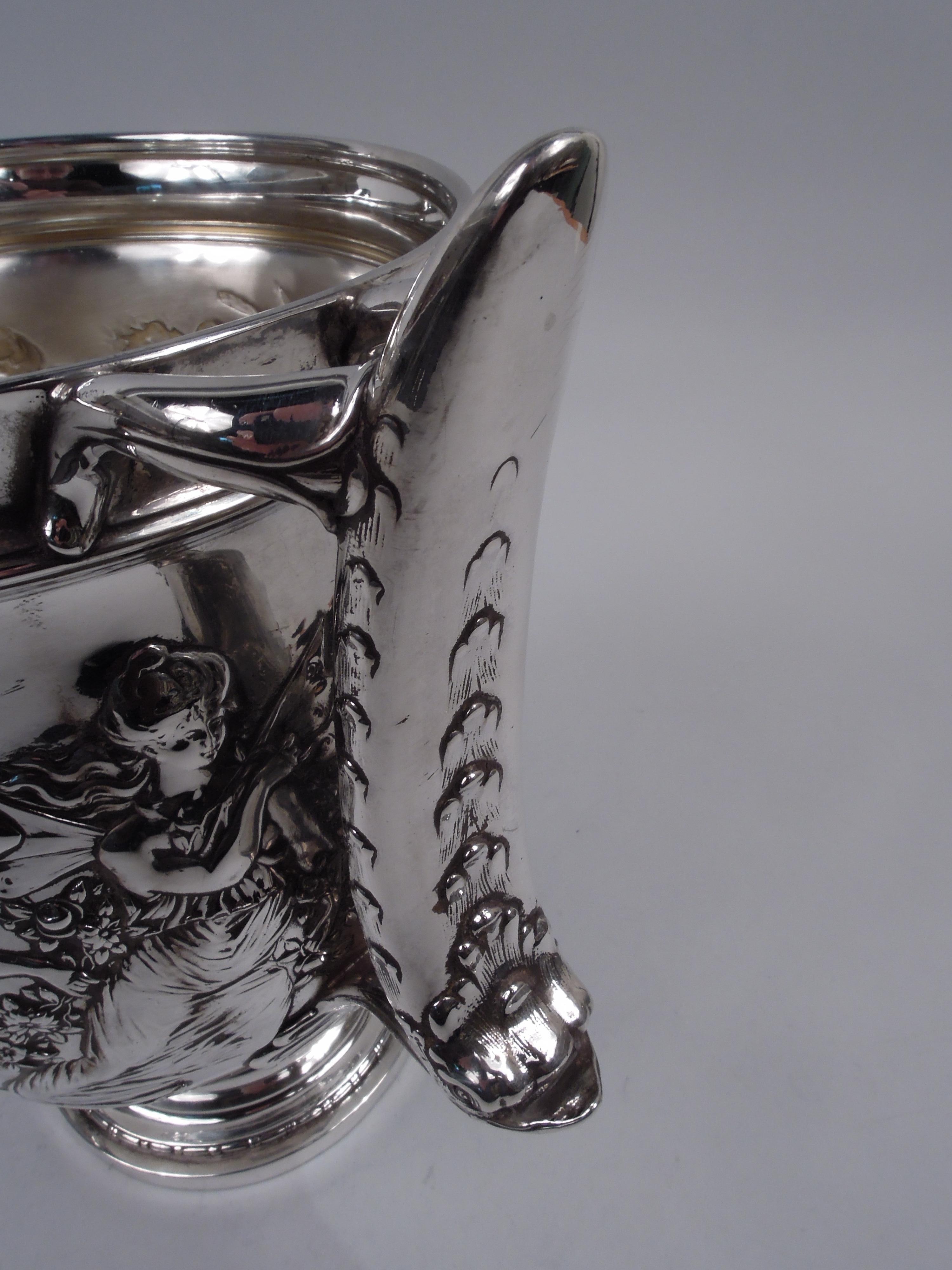 Tiffany Sterling Silver Wine Cooler Exhibited at 1893 Chicago World’s Fair In Good Condition For Sale In New York, NY