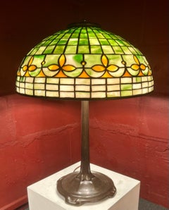 Tiffany Studios 16" Fleur de Lis table lamp