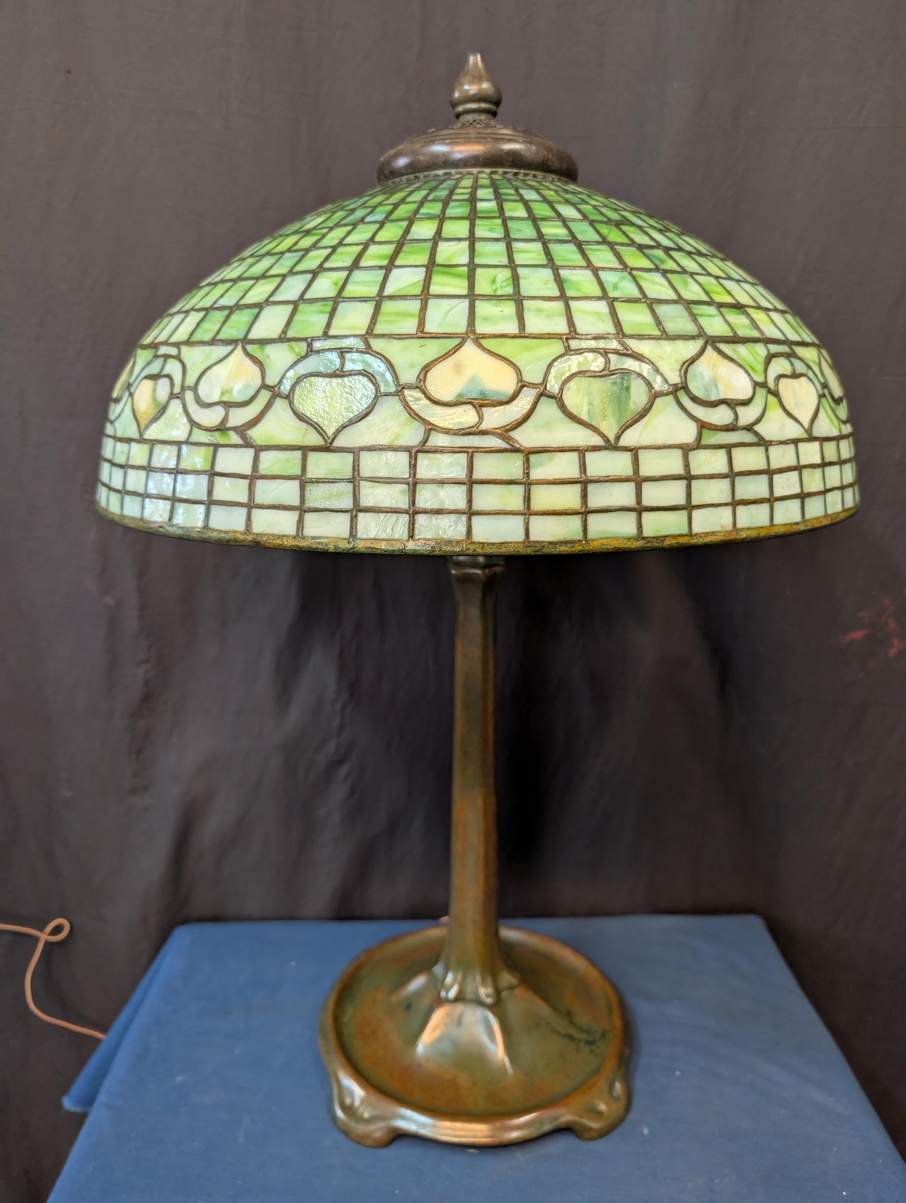 Art Nouveau Tiffany Studios Acorn Table Lamp For Sale