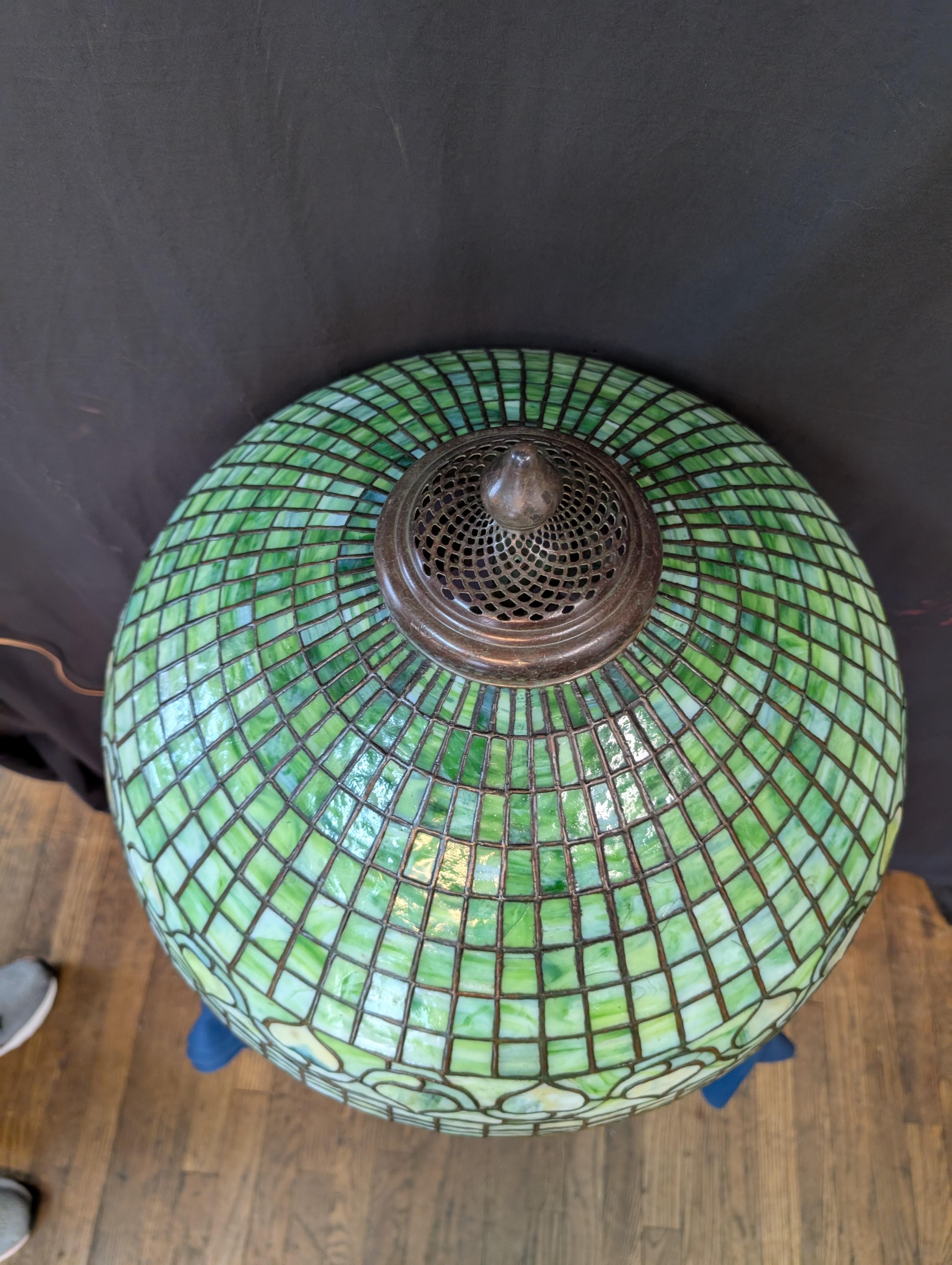 Tiffany Studios Acorn Table Lamp For Sale 1