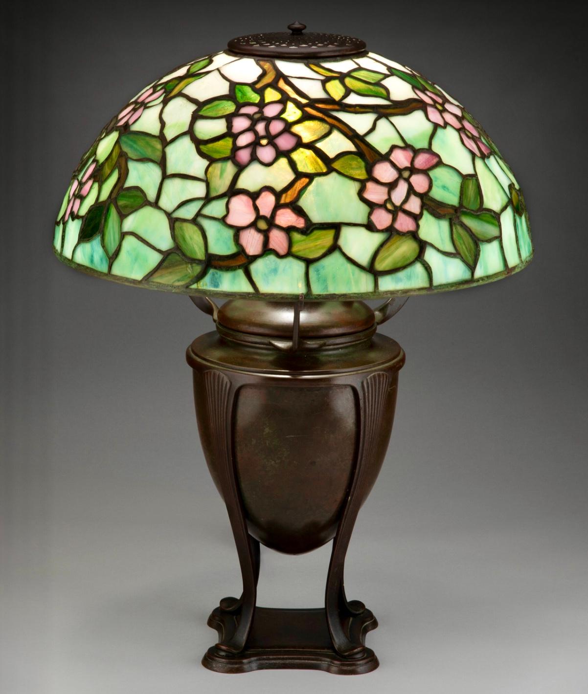 Art Nouveau Tiffany Studios Apple Blossom Table lamp For Sale