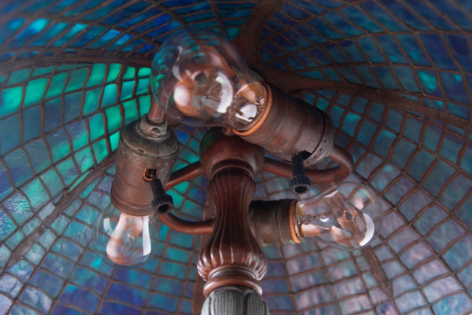 Tiffany Studios Attr Spider Web Lamp in Patinated Bronze with Blue Stained Glass For Sale 5