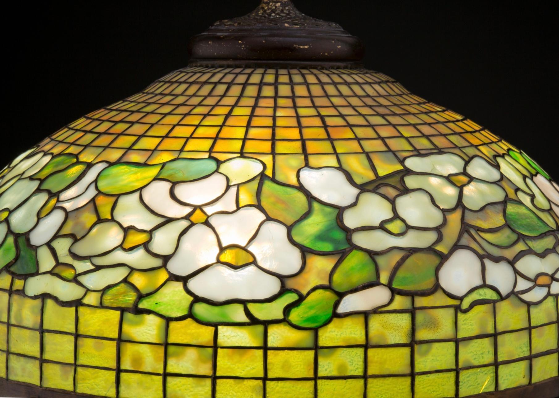 Art Nouveau Tiffany Studios Banded Dogwood Table Lamp