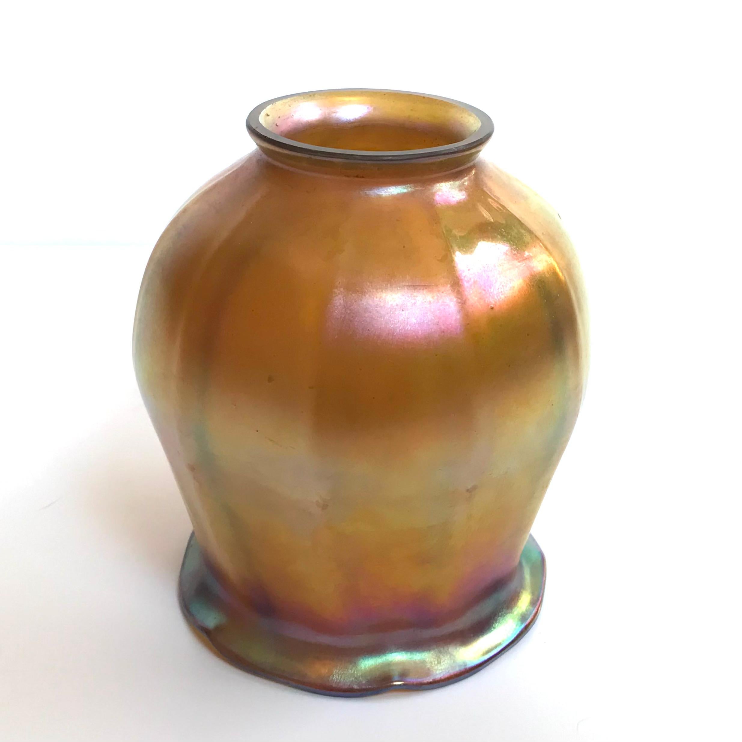 Tiffany Studios Bronze And favrile Harp Table lamp For Sale 5
