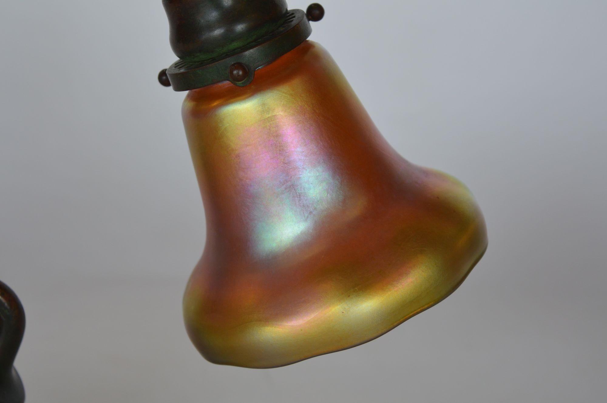 Tiffany & Co. Studios Bronze- und Favrile-Tischlampe im Angebot 3