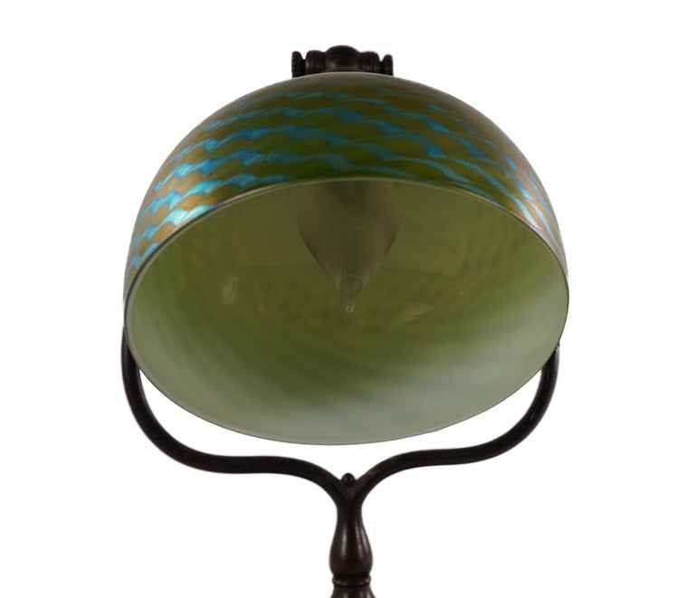 Art Nouveau Tiffany Studios Bronze Damascene Harp Lamp For Sale
