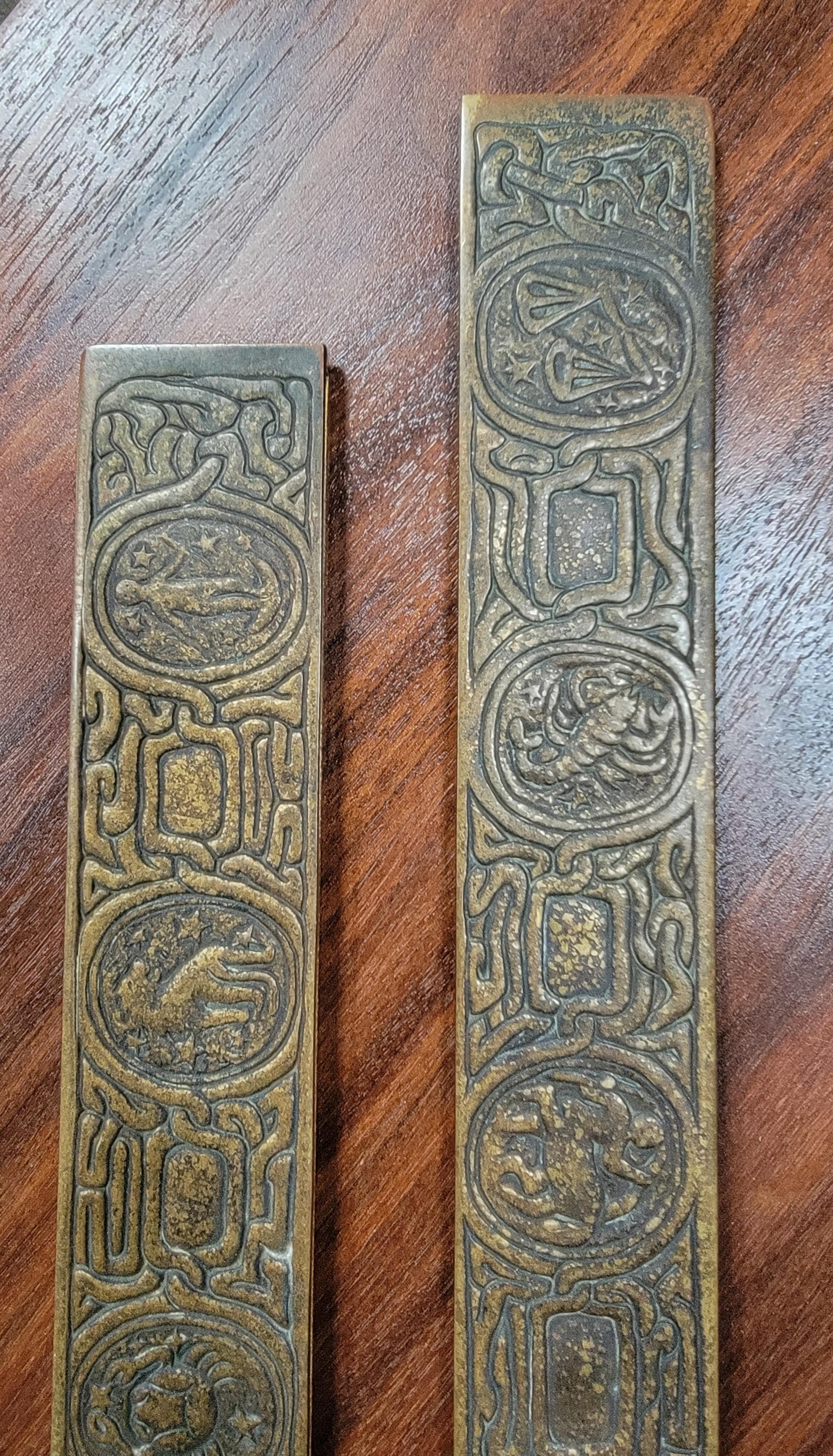 Tiffany Studios Bronze Schreibtisch Blotter Ends frühen 20. (20. Jahrhundert) im Angebot