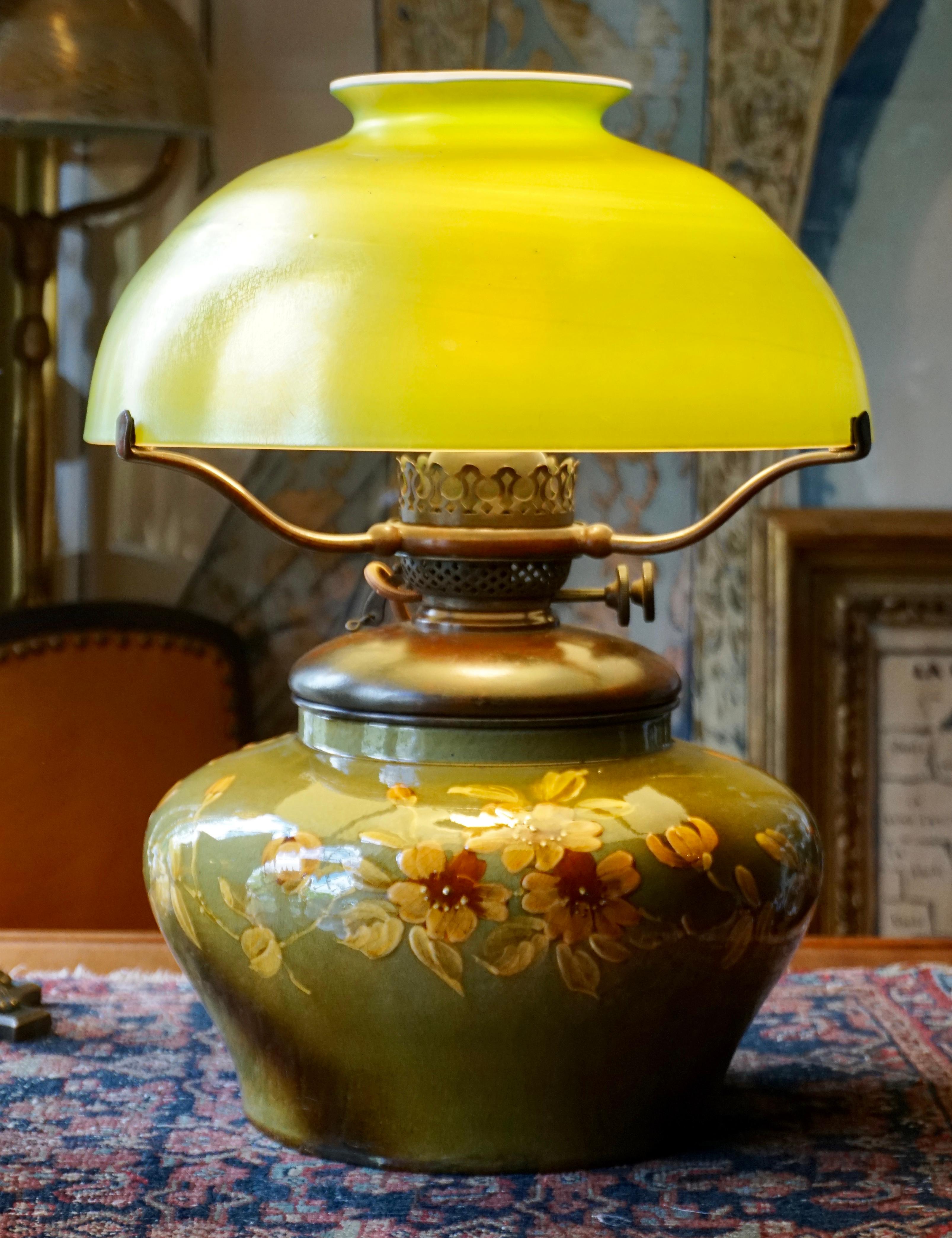 American Tiffany Studios Bronze, Favrile and Pottery Oil Lamp